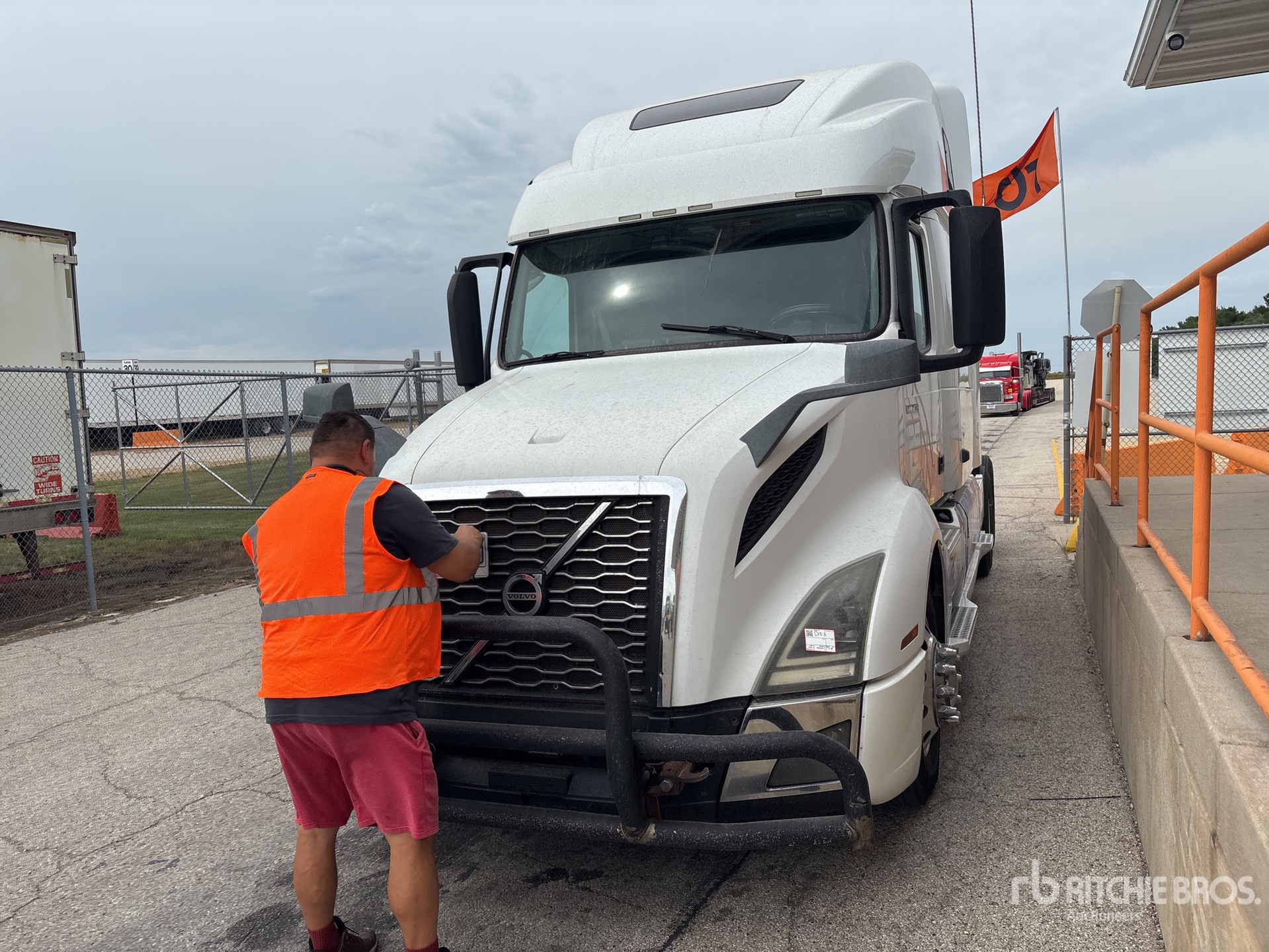 2019 Volvo VNL860