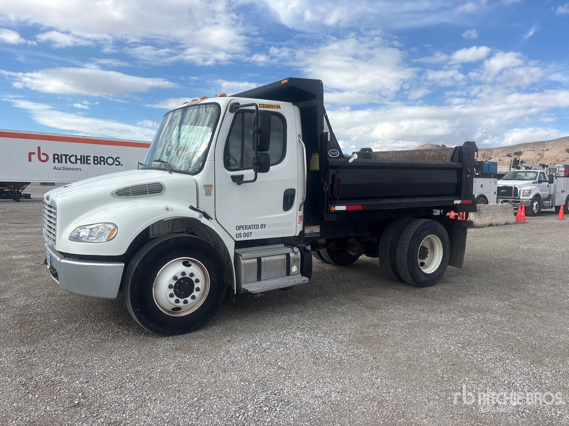 2018 Freightliner M2 102