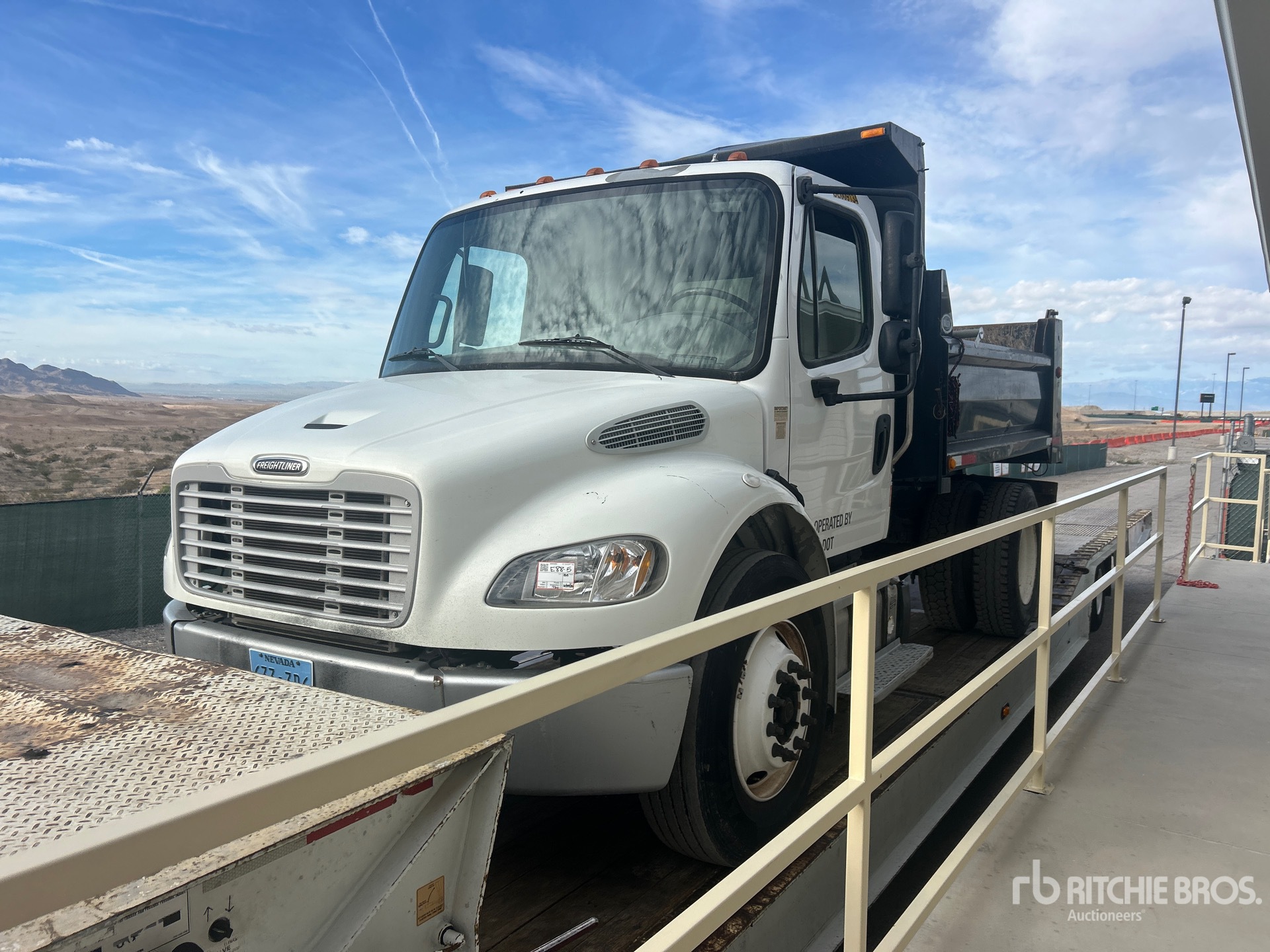 2018 Freightliner M2 102