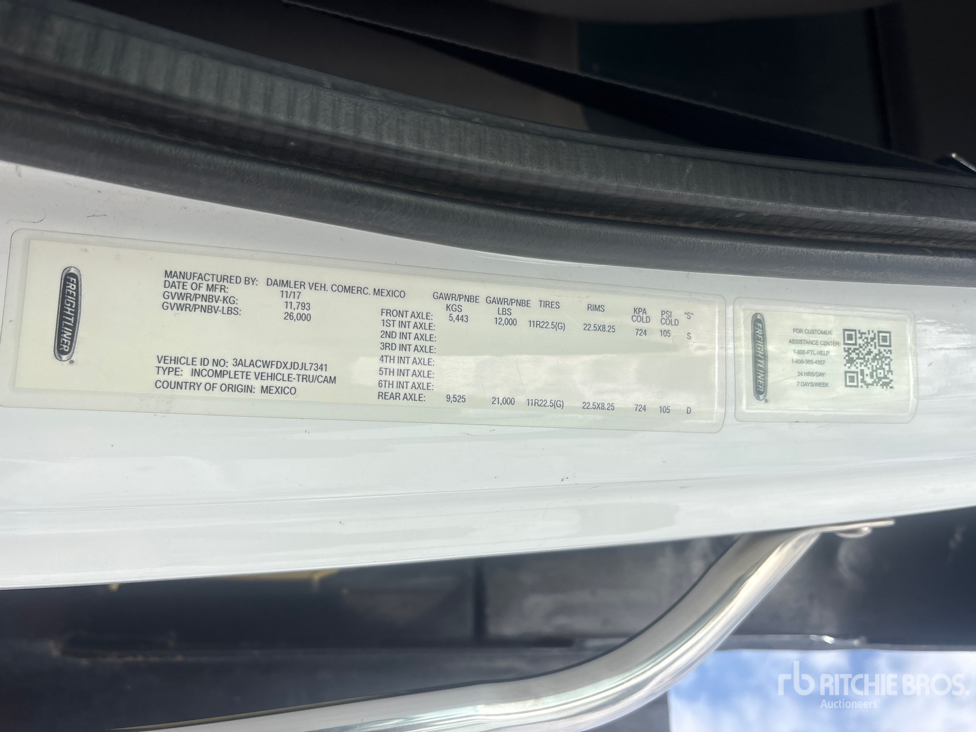 2018 Freightliner M2 102