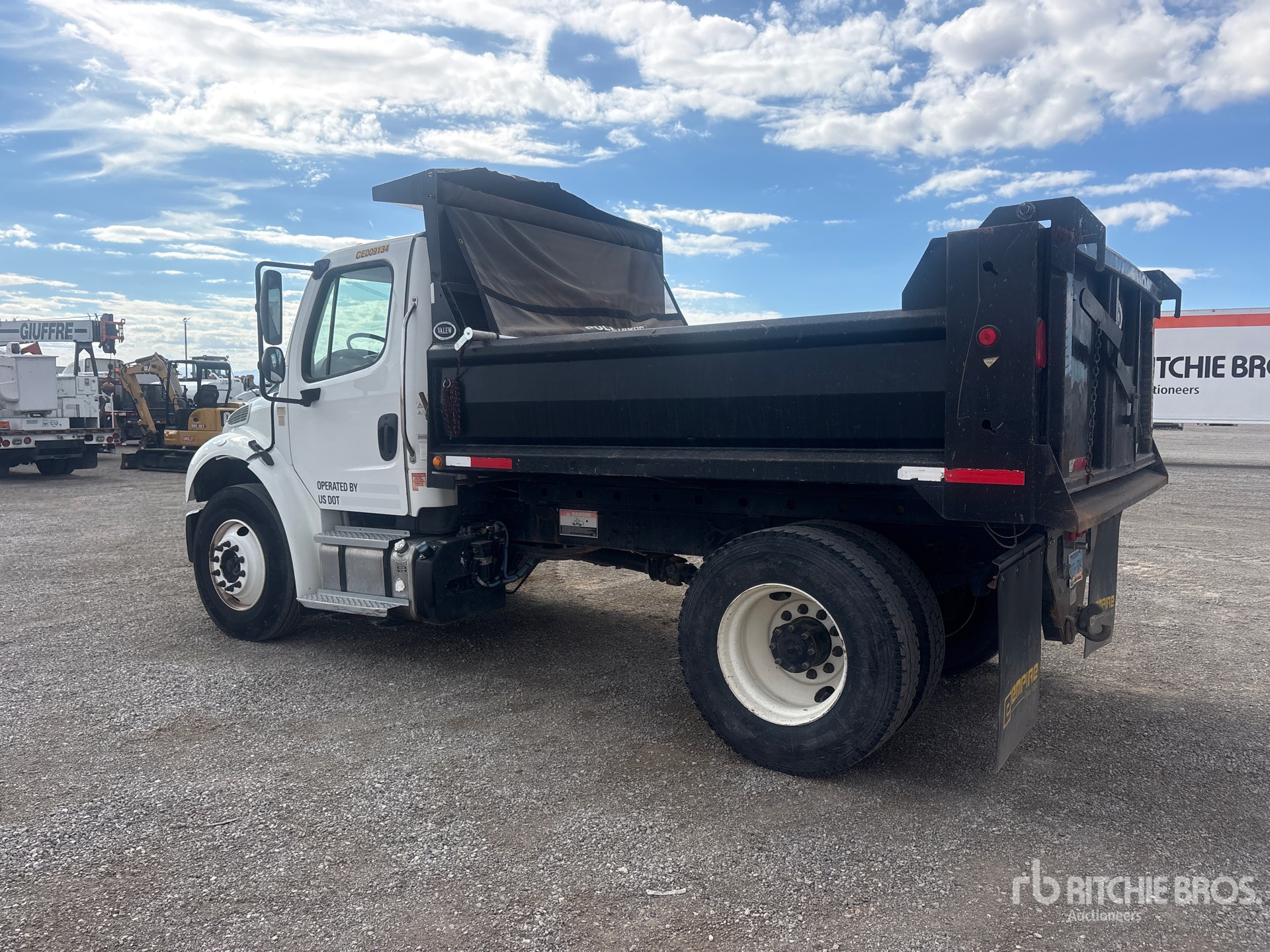2018 Freightliner M2 102