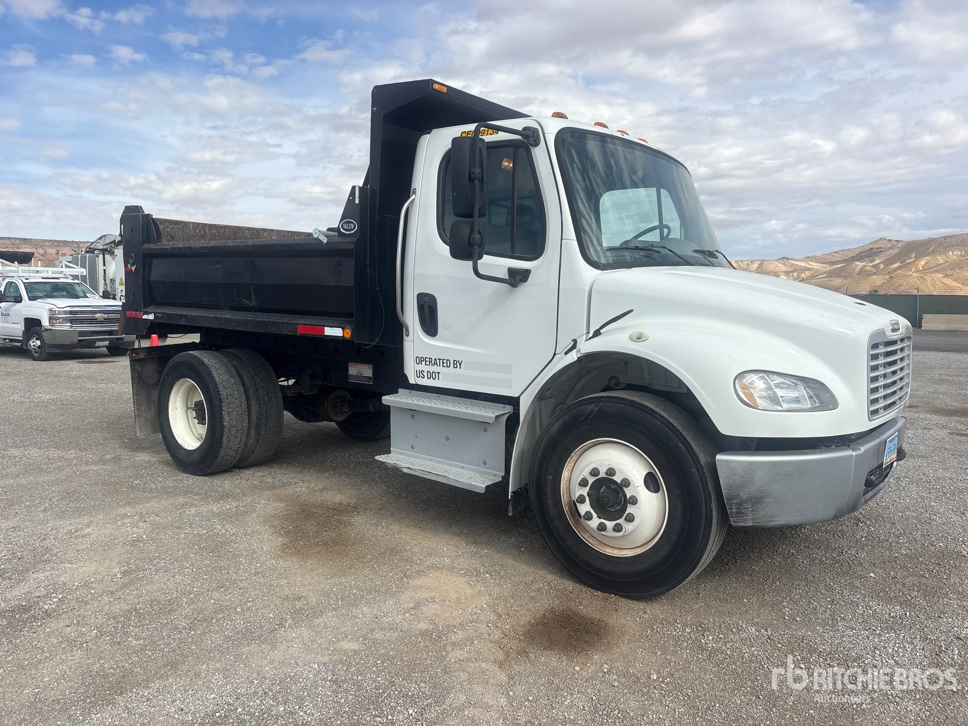 2018 Freightliner M2 102
