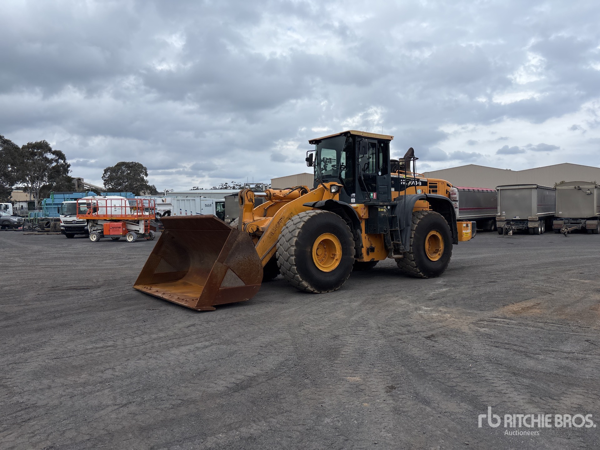 2018 Hyundai HL770-9