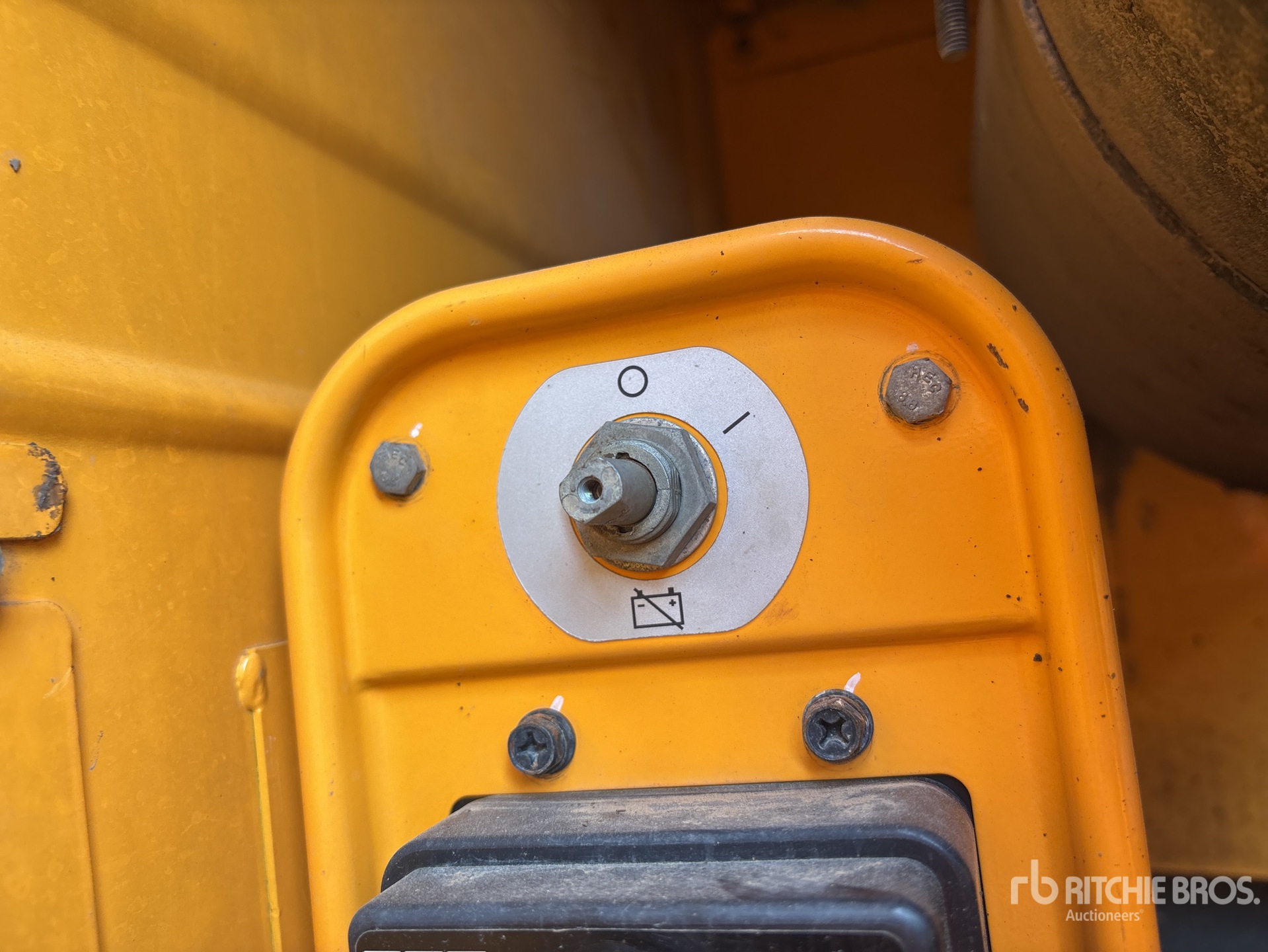 2018 Hyundai ROBEX 320-9