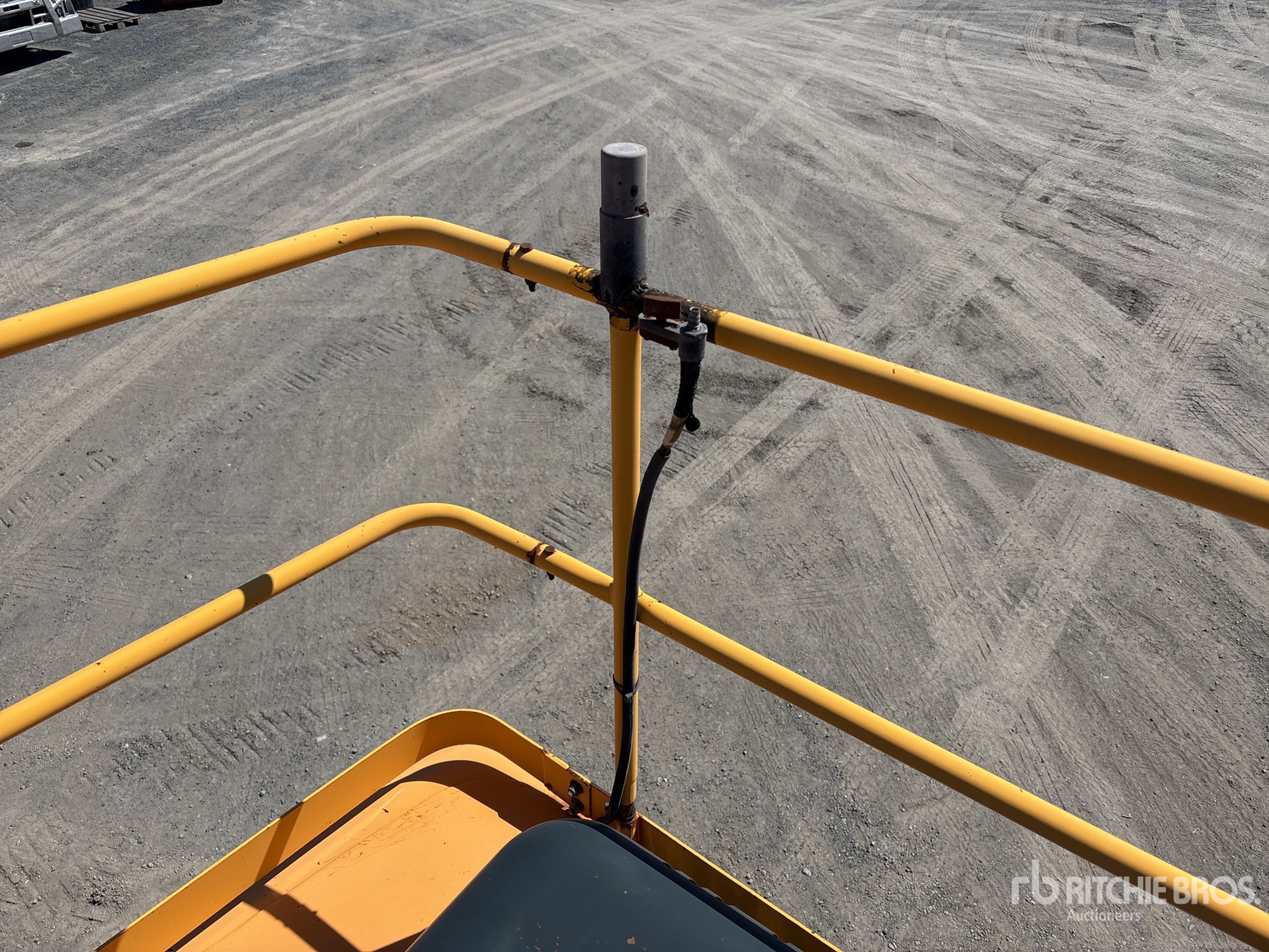 2018 Hyundai ROBEX 320-9