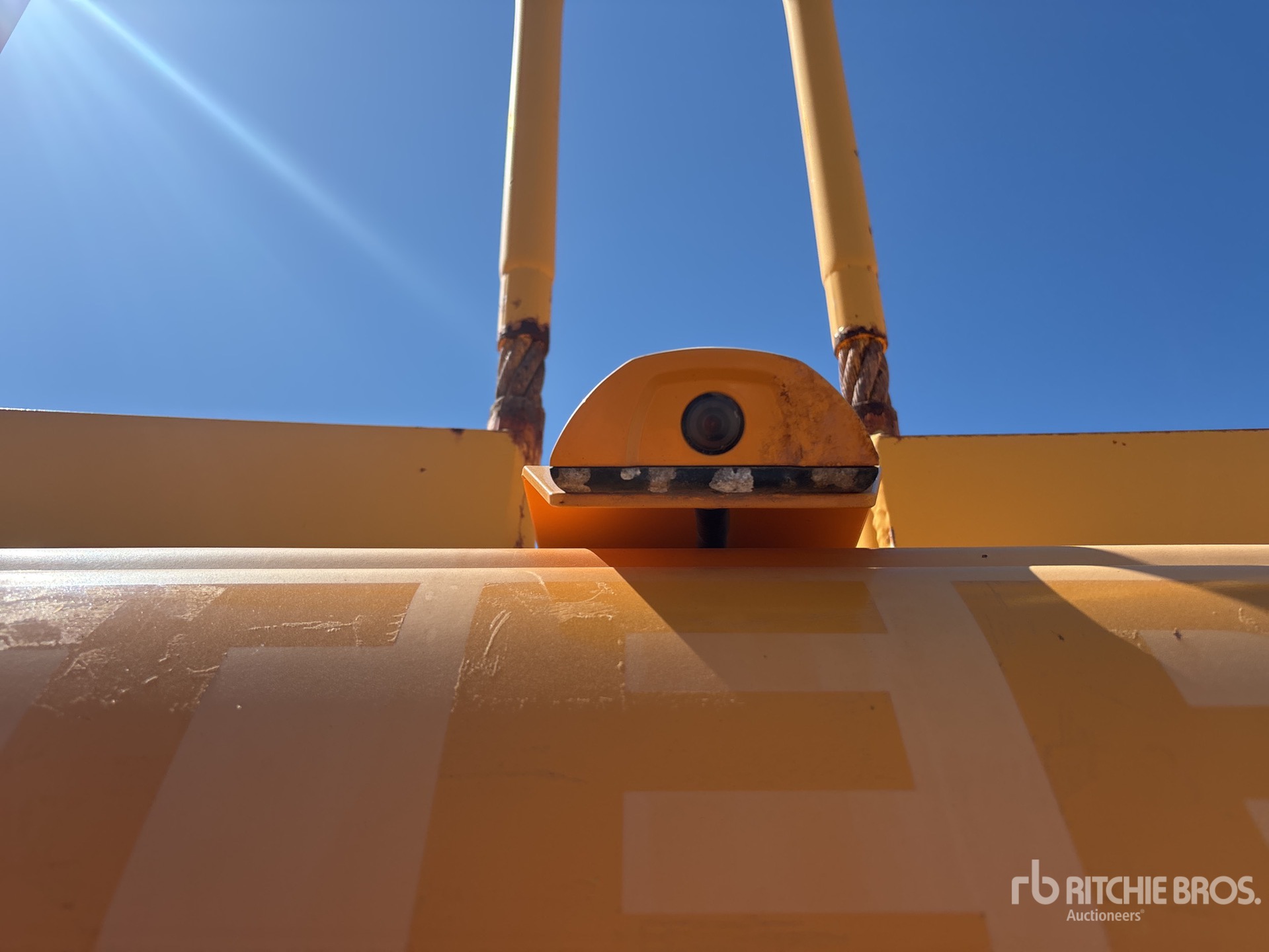 2018 Hyundai ROBEX 320-9