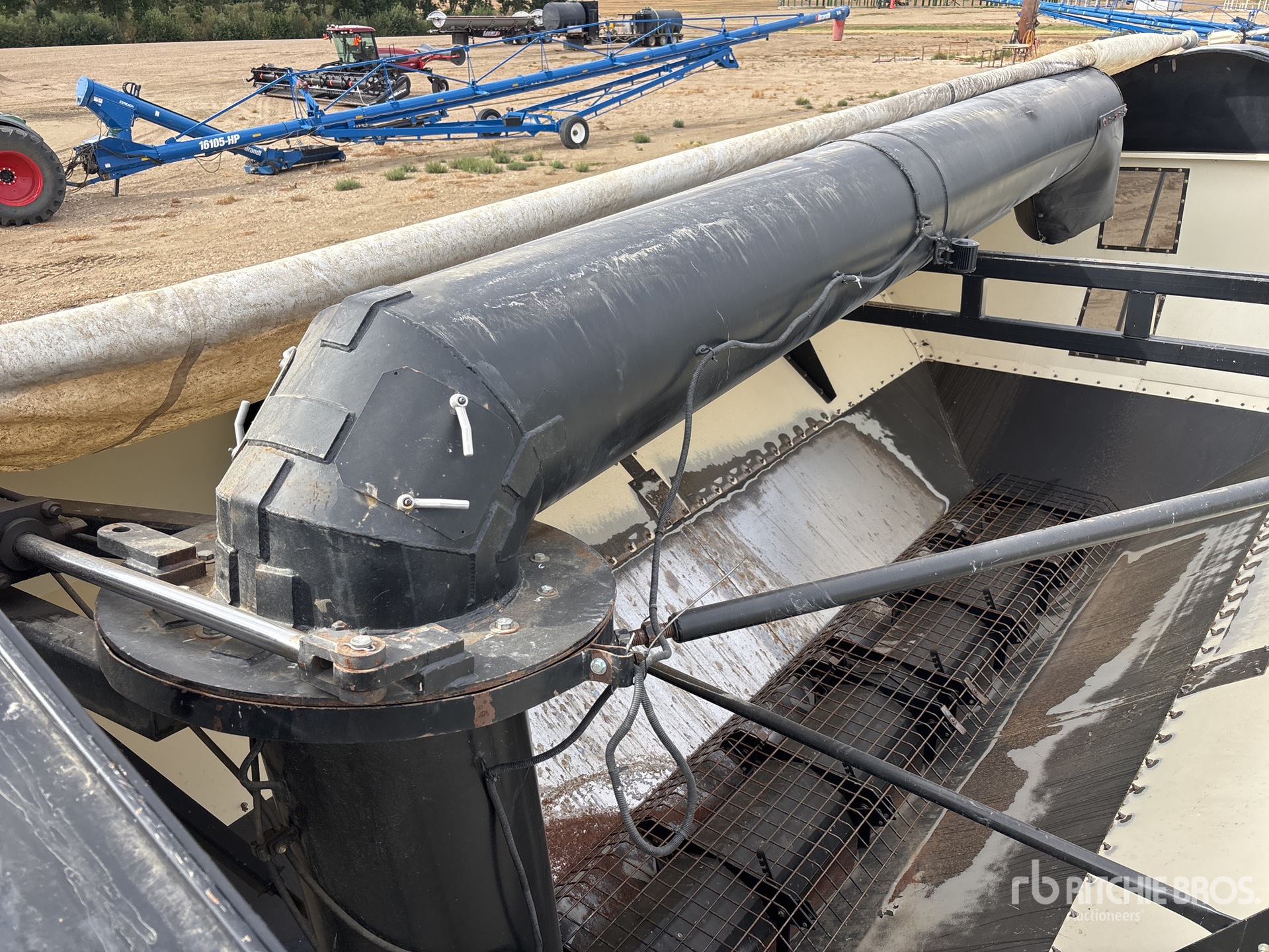 2006 Bourgault 1100