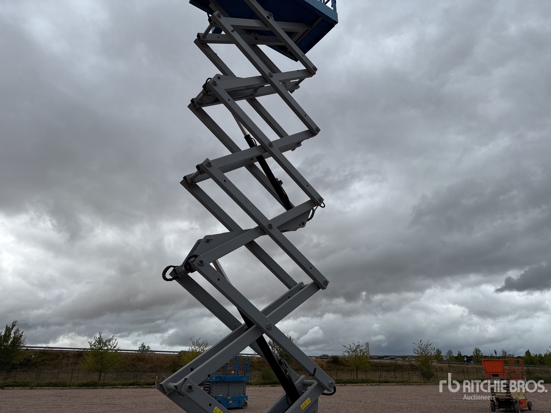 2014 Genie GS-4047
