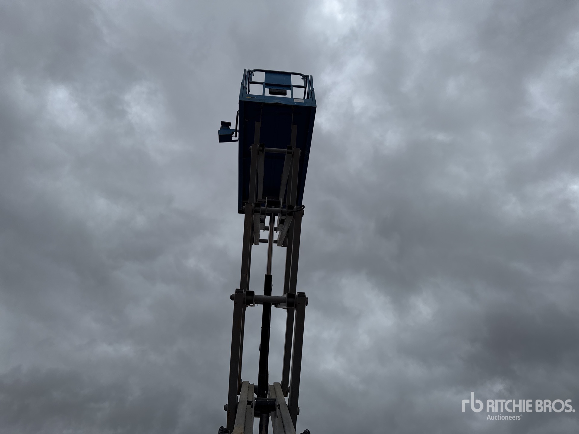 2014 Genie GS-4047