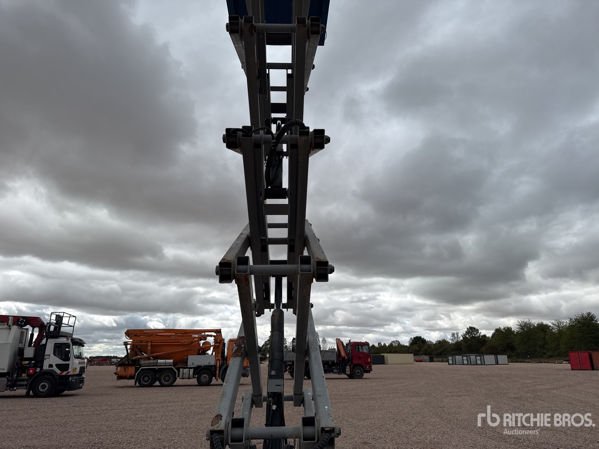 2014 Genie GS-4047