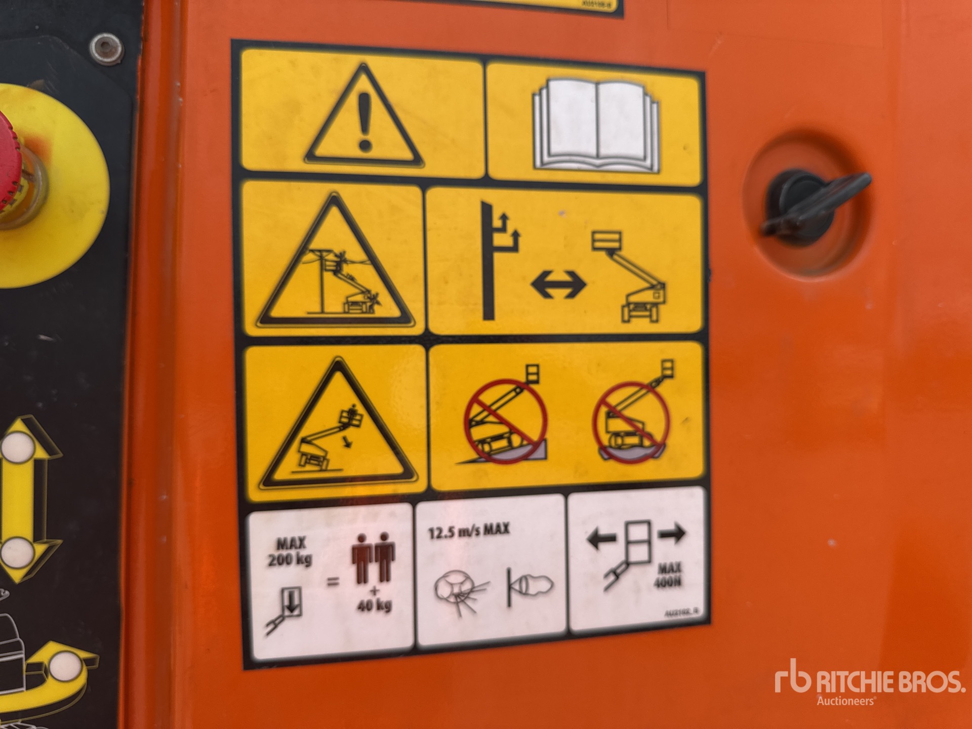 2012 JLG TOUCAN 10E