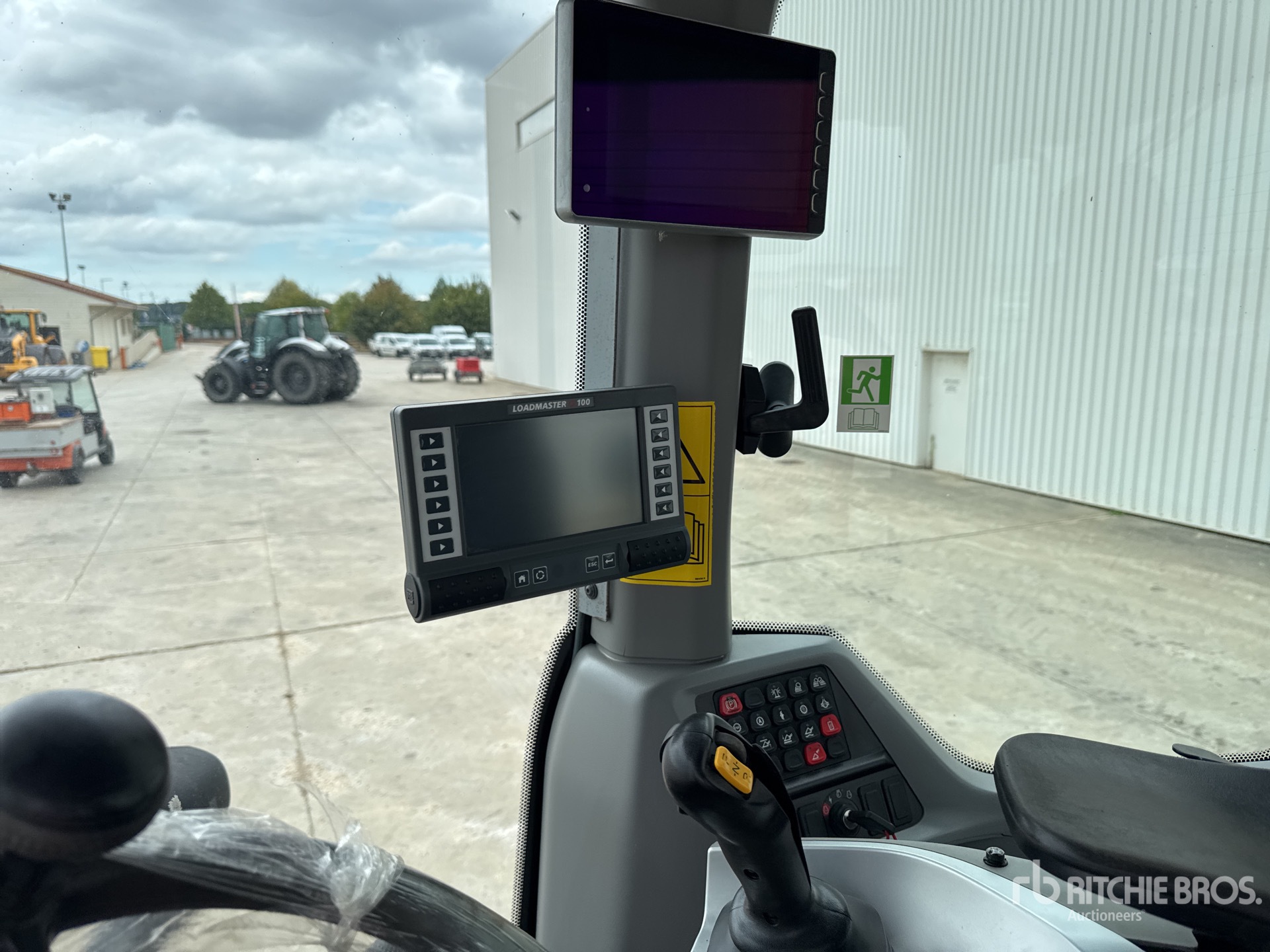 2018 New Holland W130D