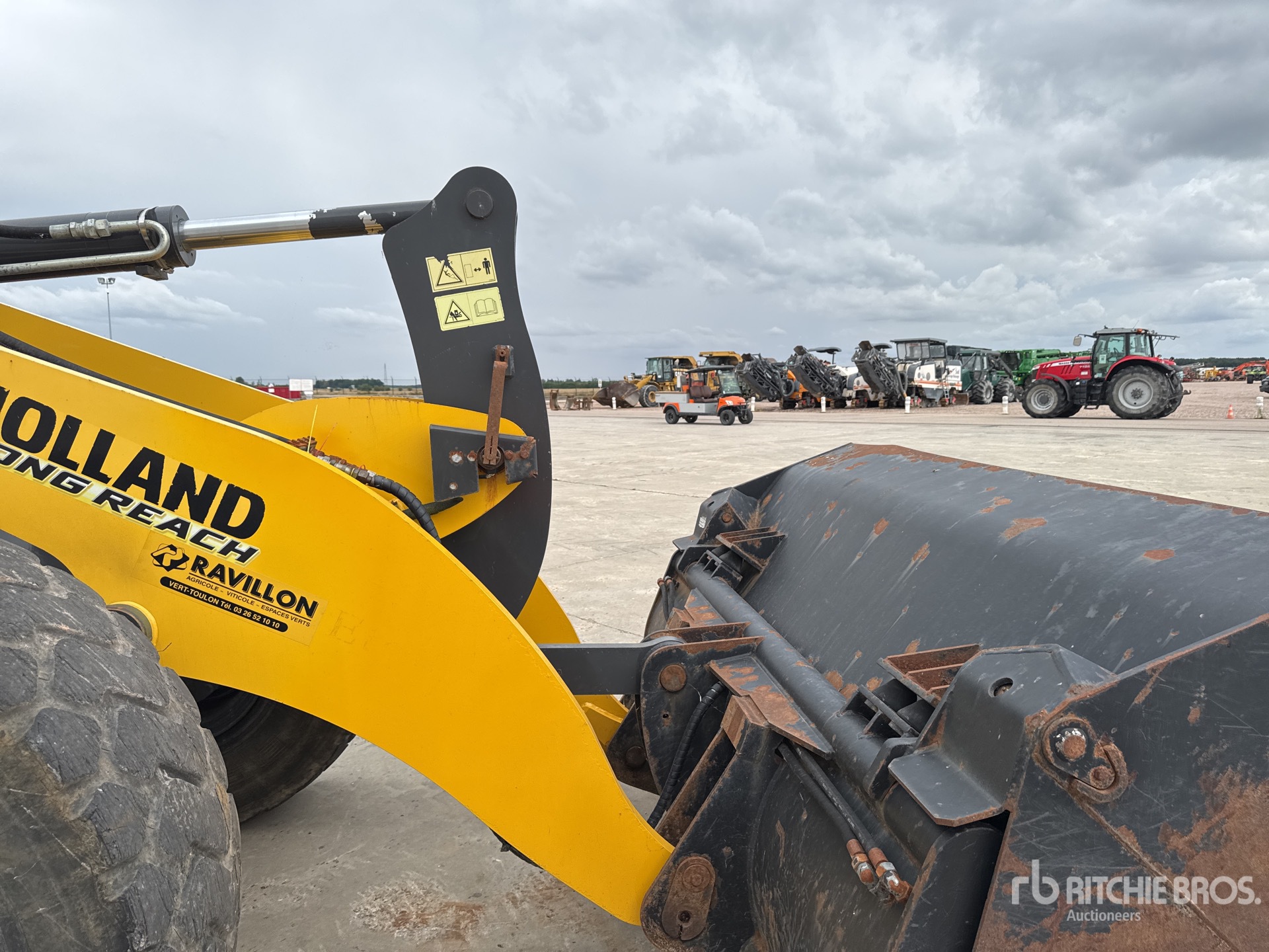 2018 New Holland W130D