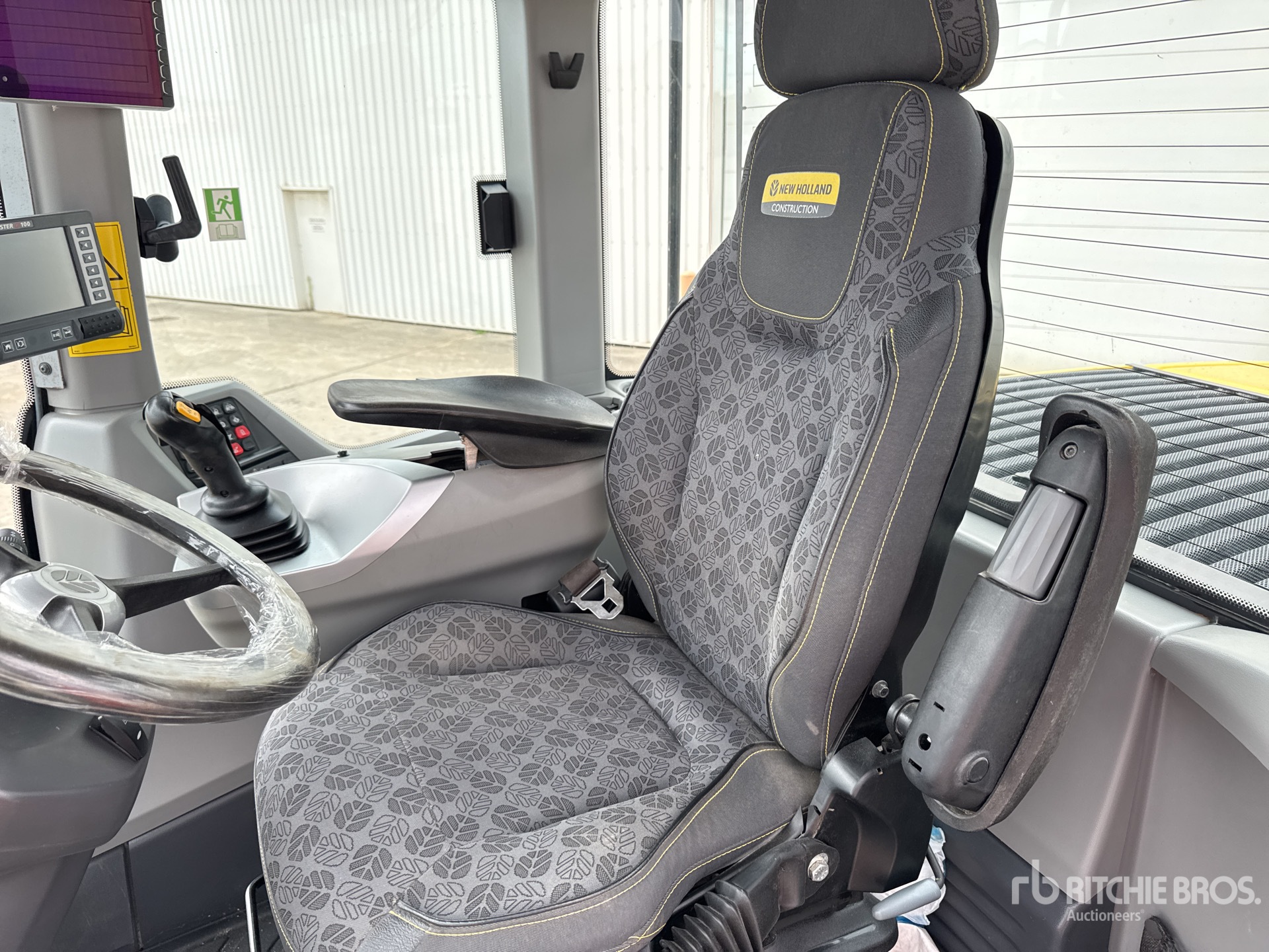 2018 New Holland W130D