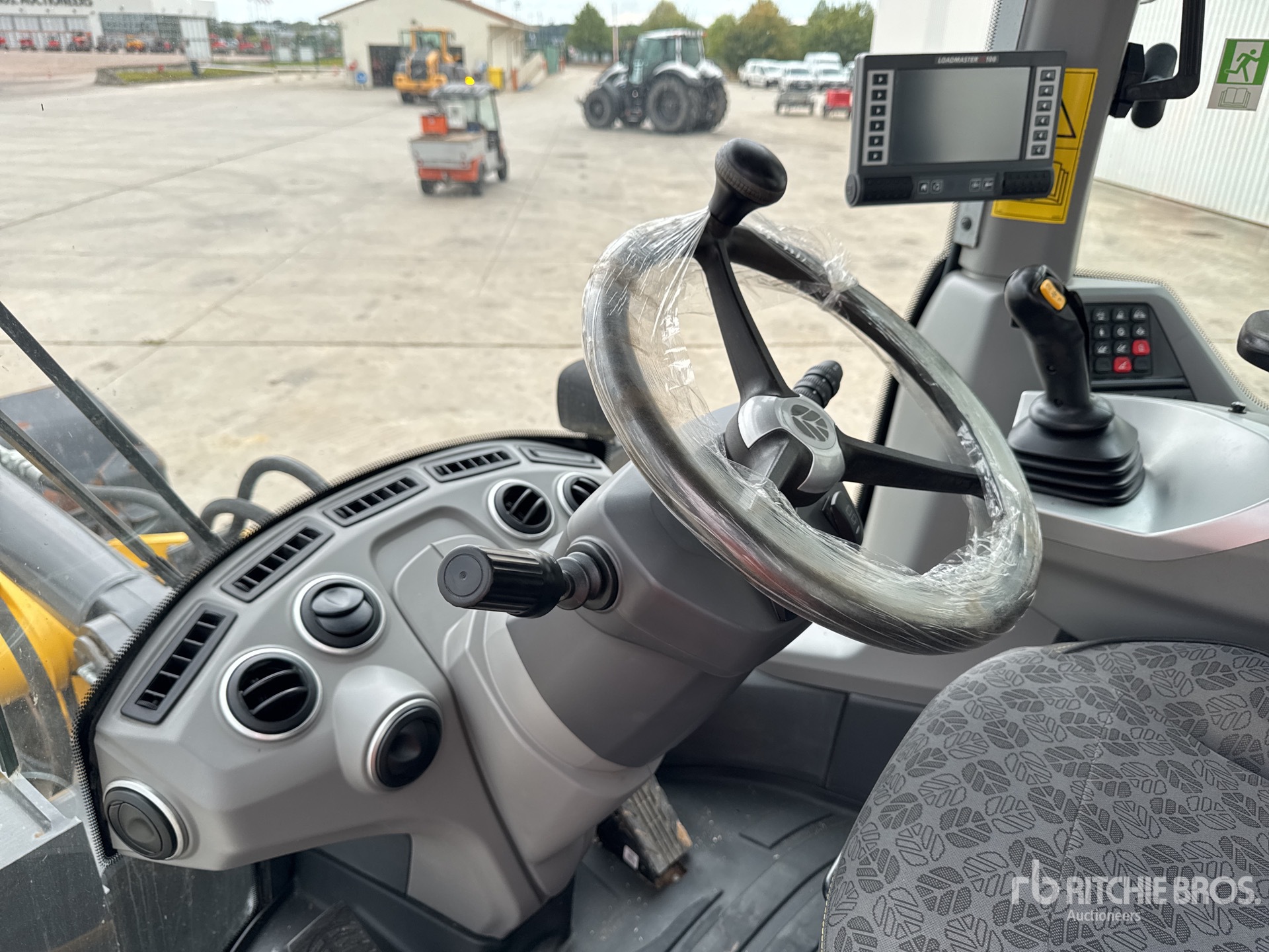 2018 New Holland W130D