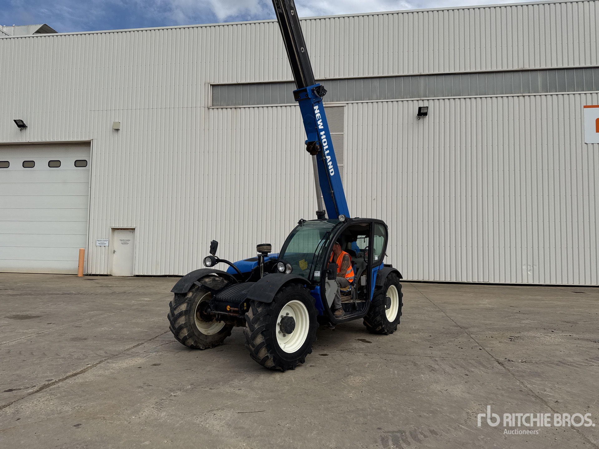 2012 New Holland LM5030