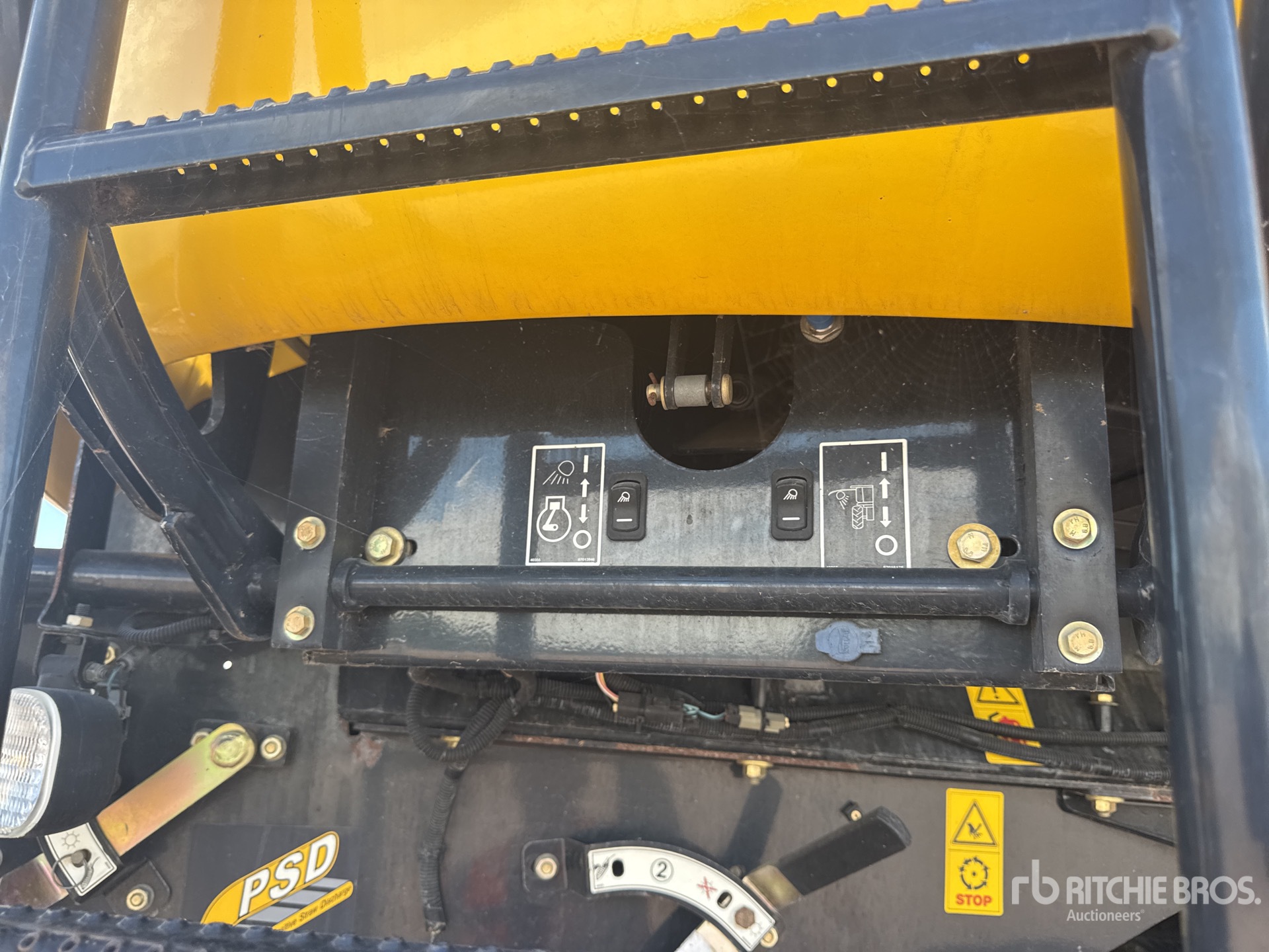 2007 New Holland CR9080