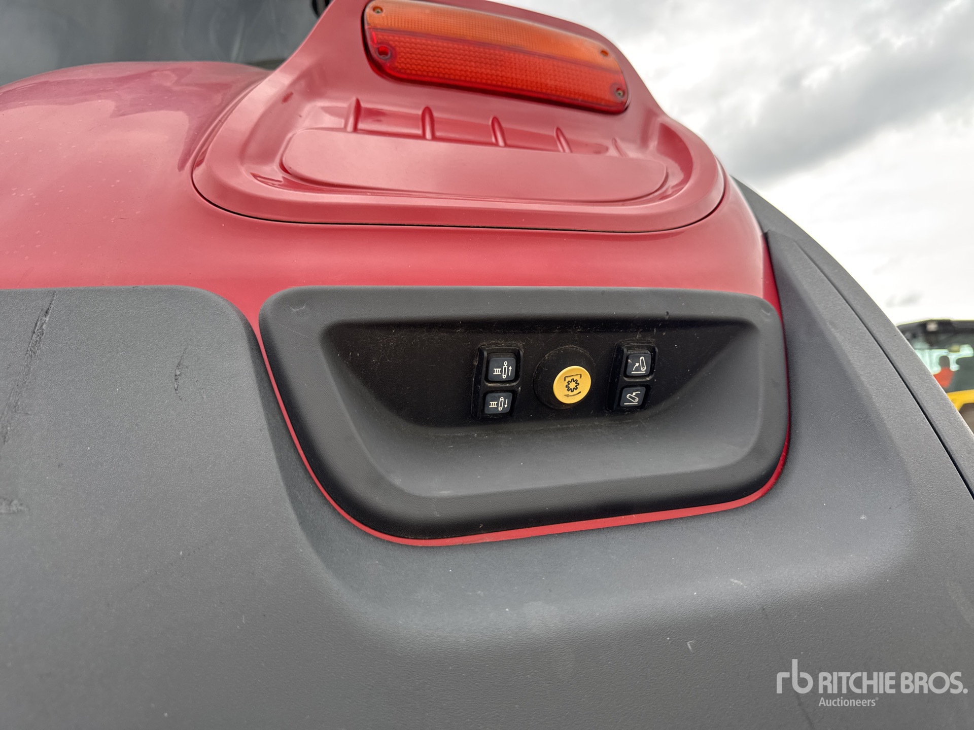 2018 Case Ih OPTUM 300 CVX