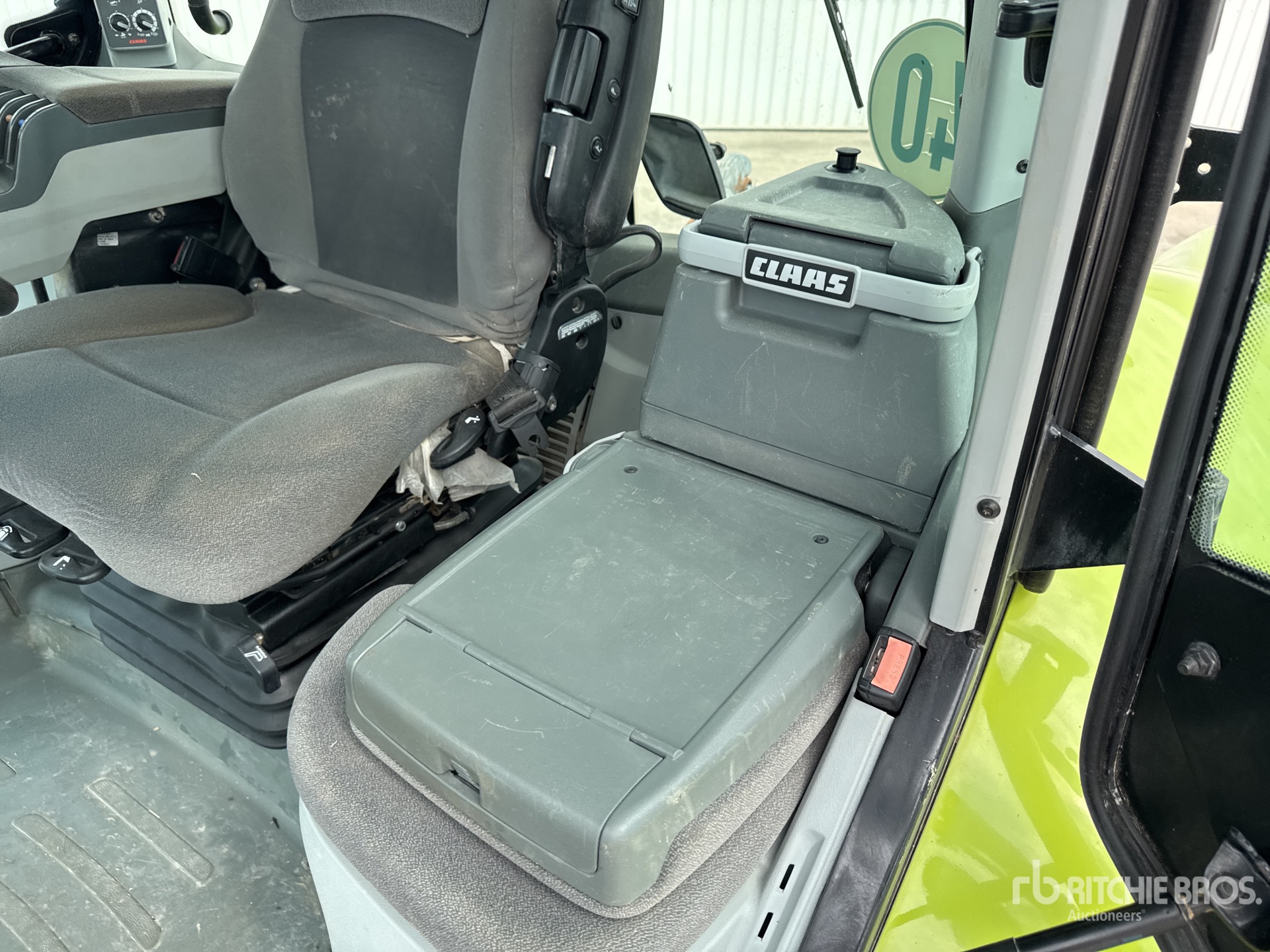 2016 Claas ARION 620 CMATI