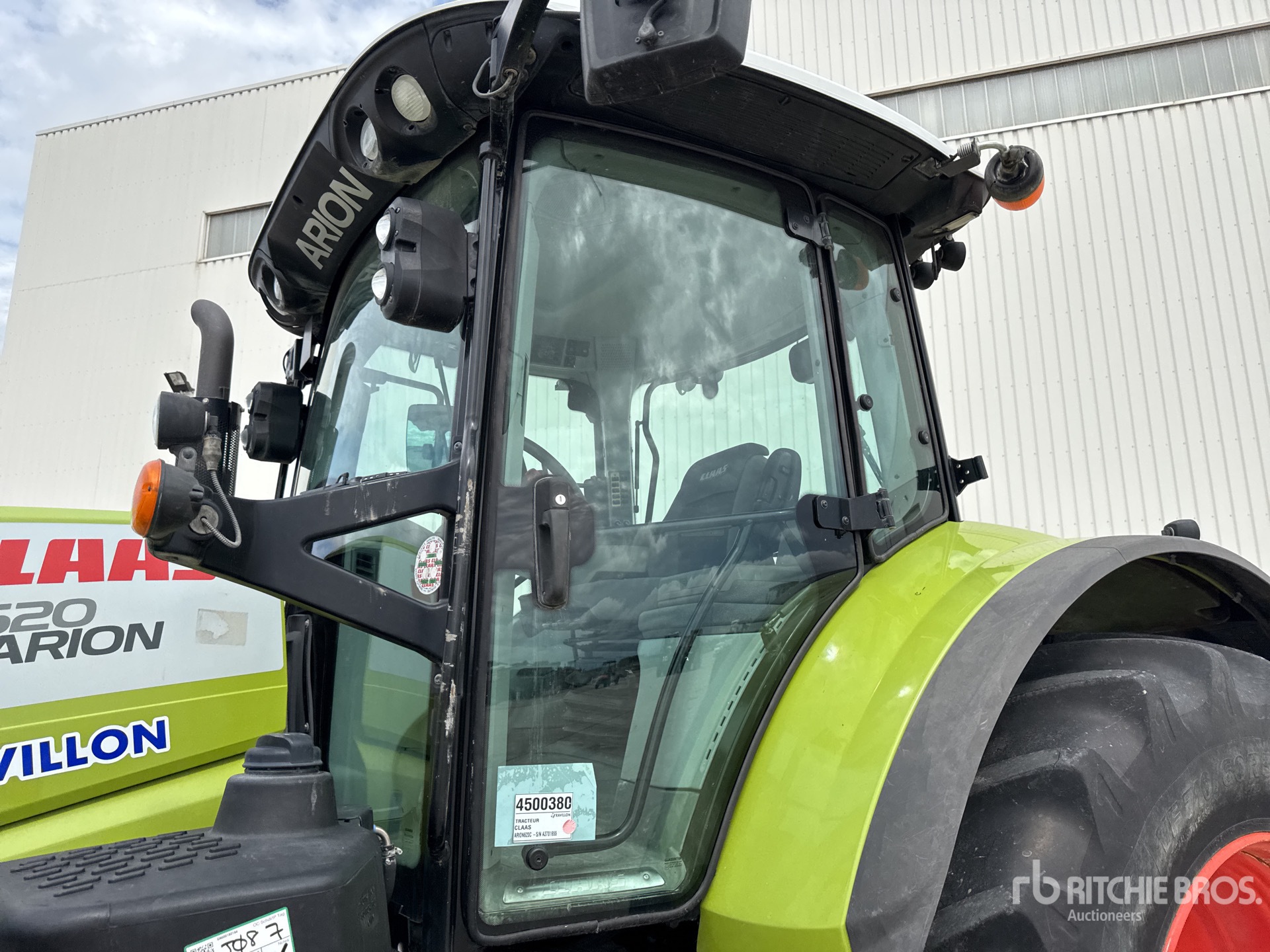 2016 Claas ARION 620 CMATI