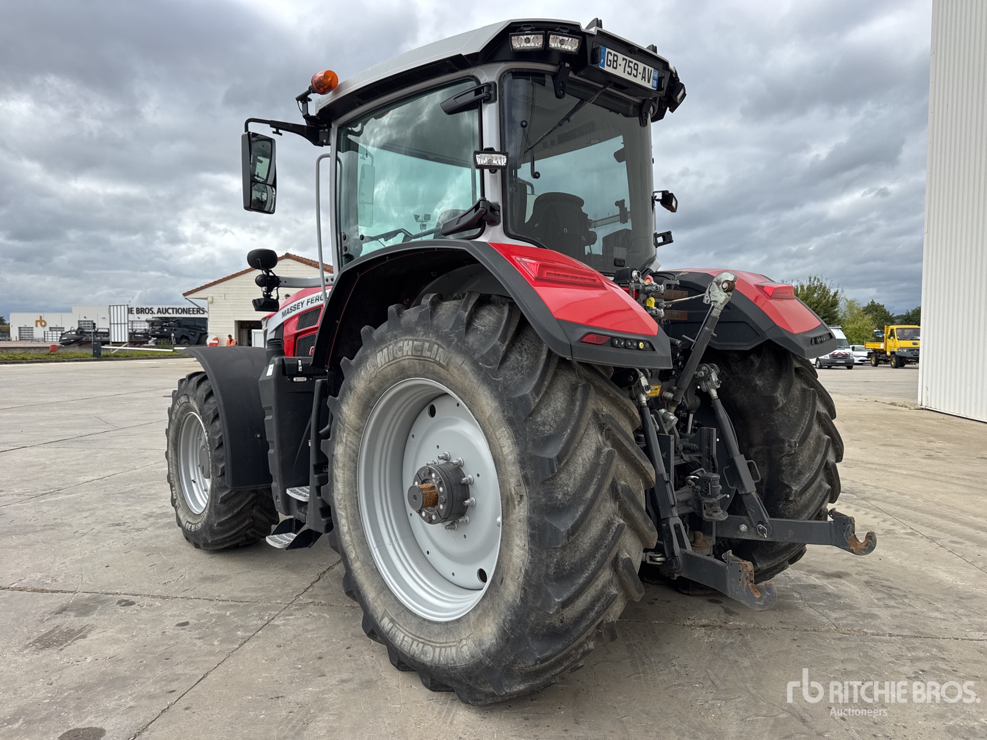 2021 Massey Ferguson 8S225 DYNA-7