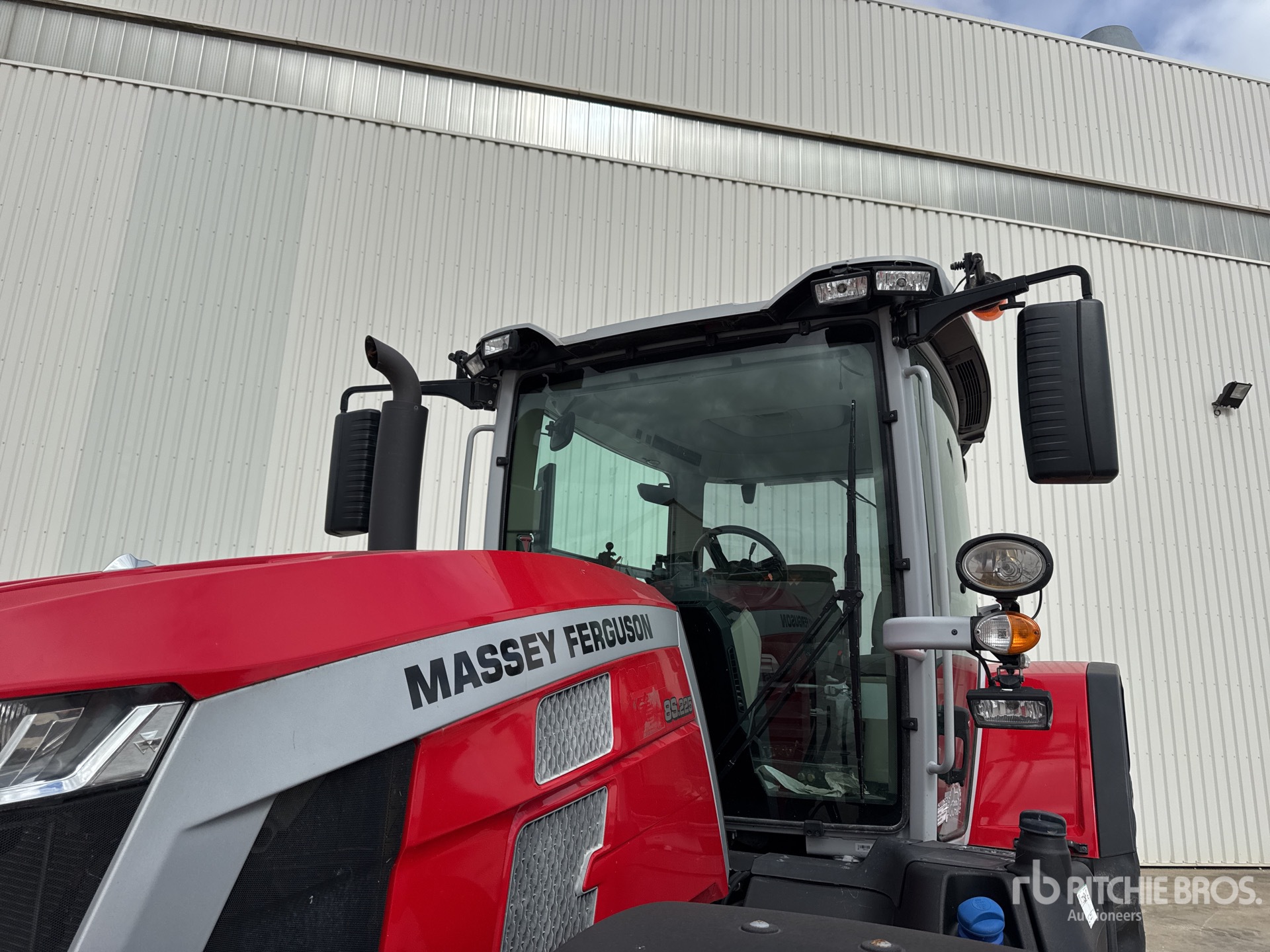 2021 Massey Ferguson 8S225 DYNA-7