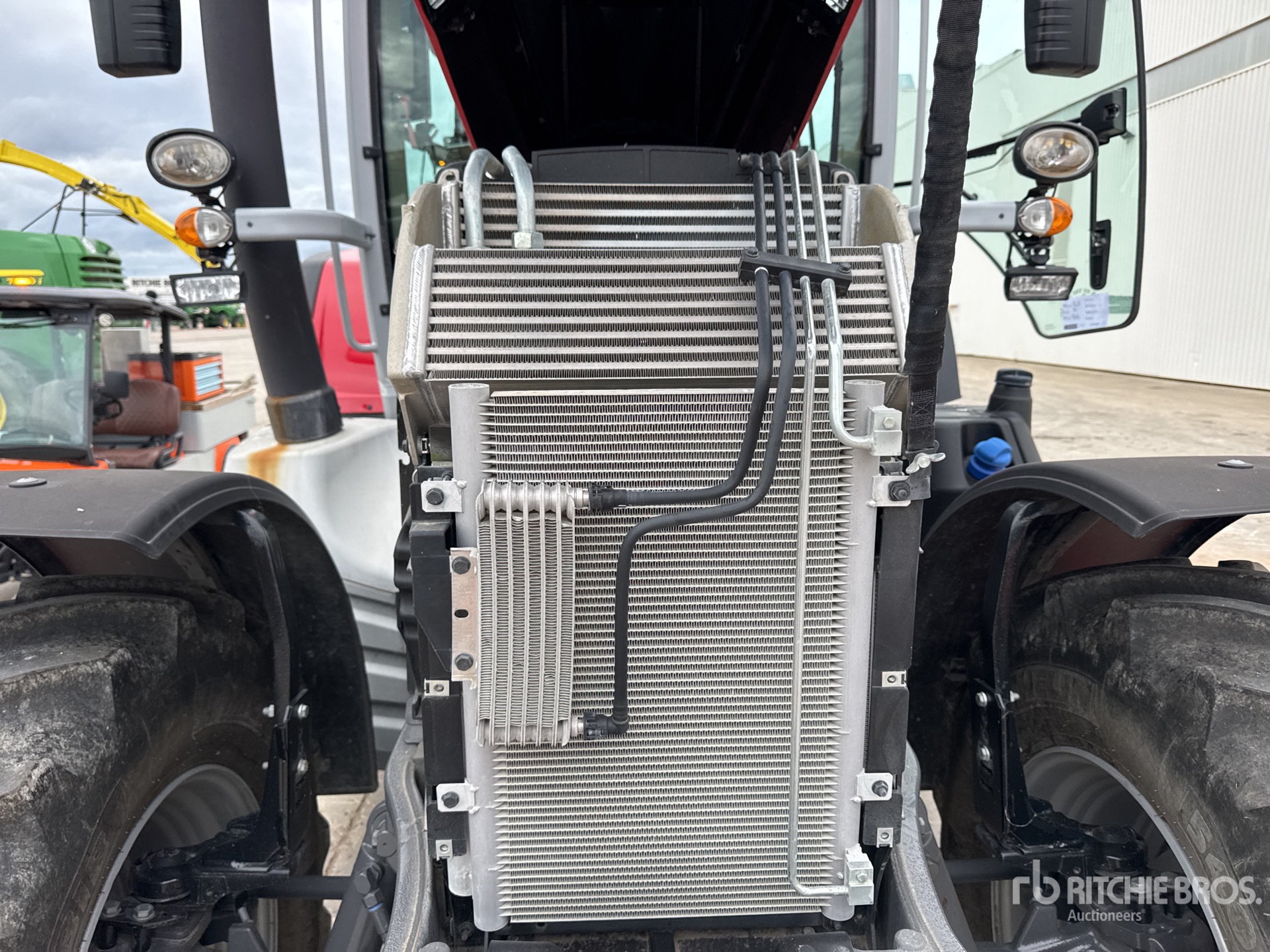 2021 Massey Ferguson 8S225 DYNA-7