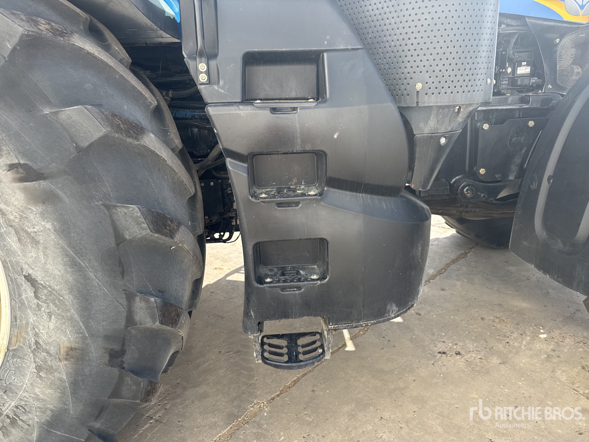 2018 New Holland T8.435 AUTO COM