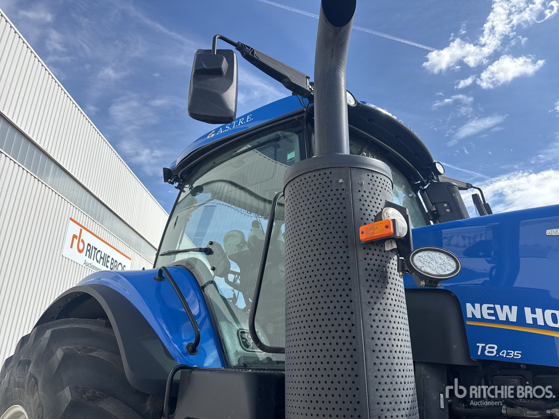 2018 New Holland T8.435 AUTO COM