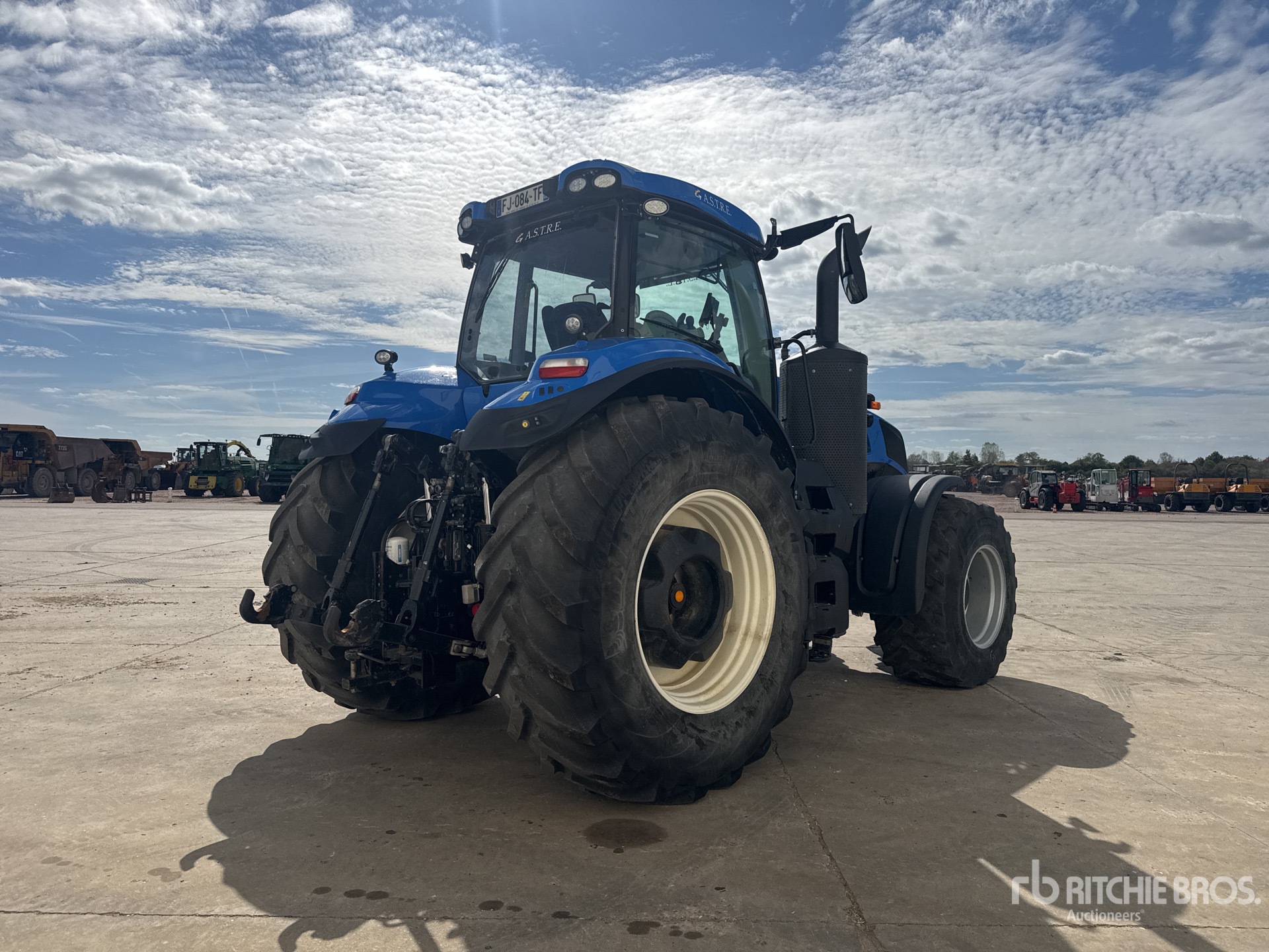2018 New Holland T8.435 AUTO COM