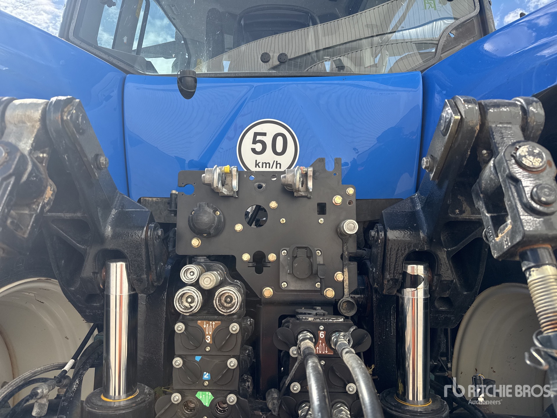 2018 New Holland T8.435 AUTO COM