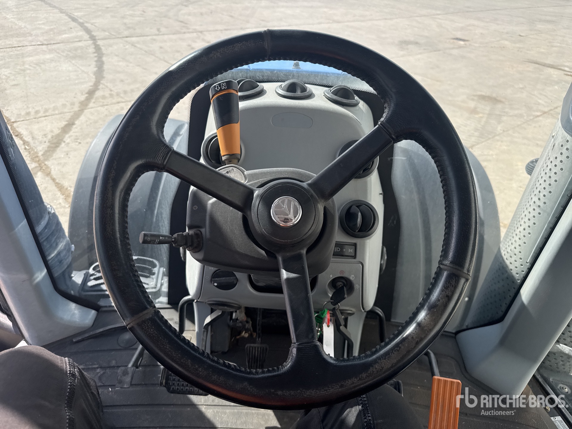 2018 New Holland T8.435 AUTO COM