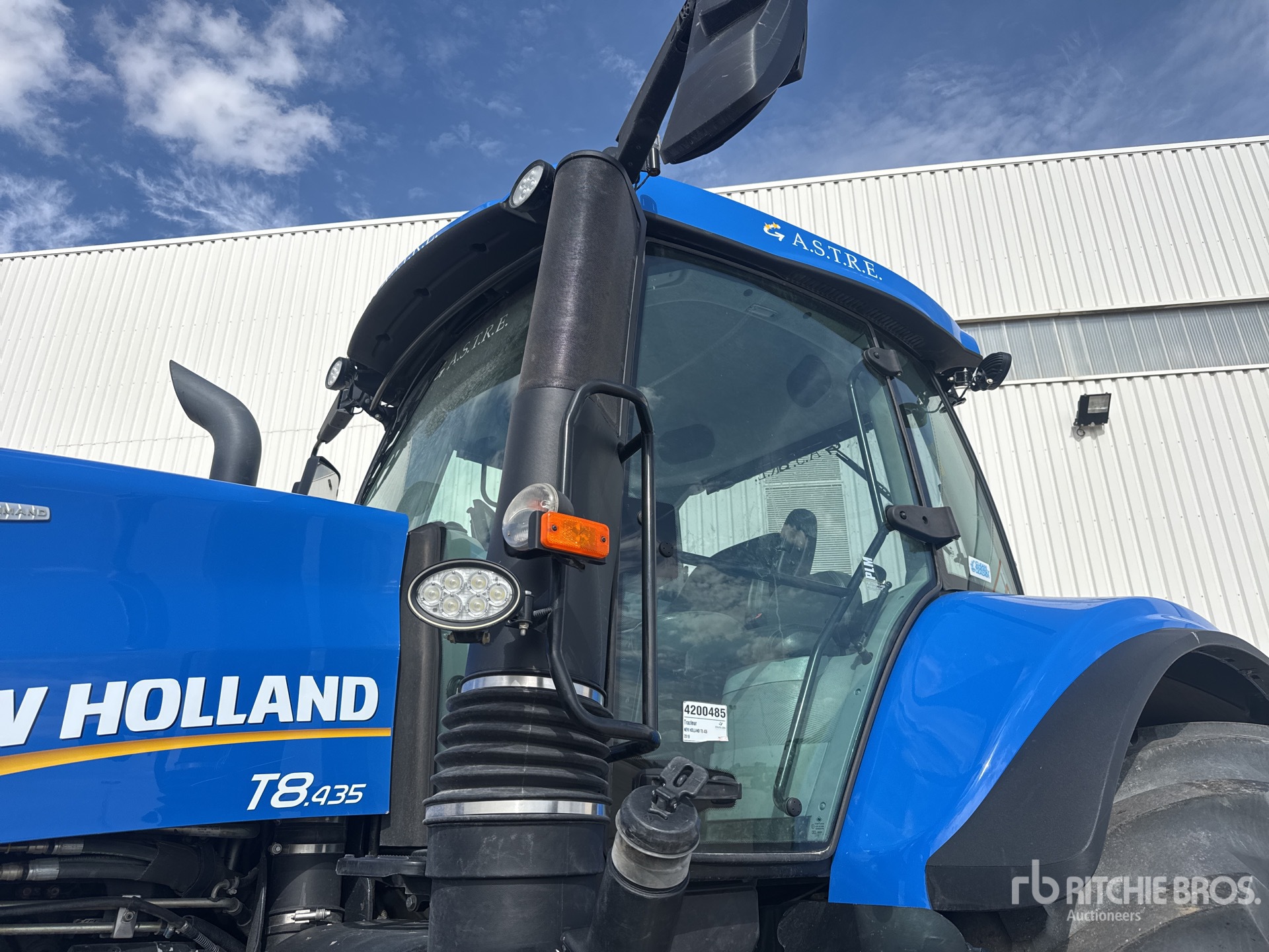 2018 New Holland T8.435 AUTO COM