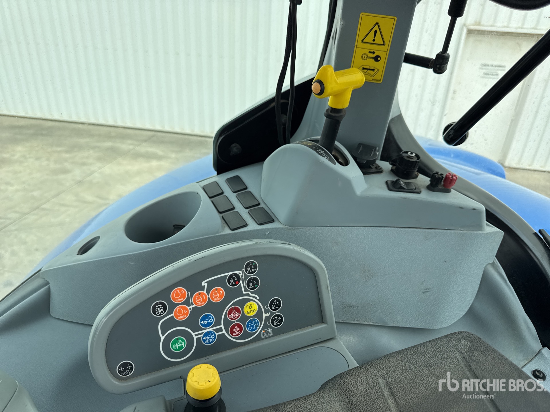 2012 New Holland T7.210 POWER CO