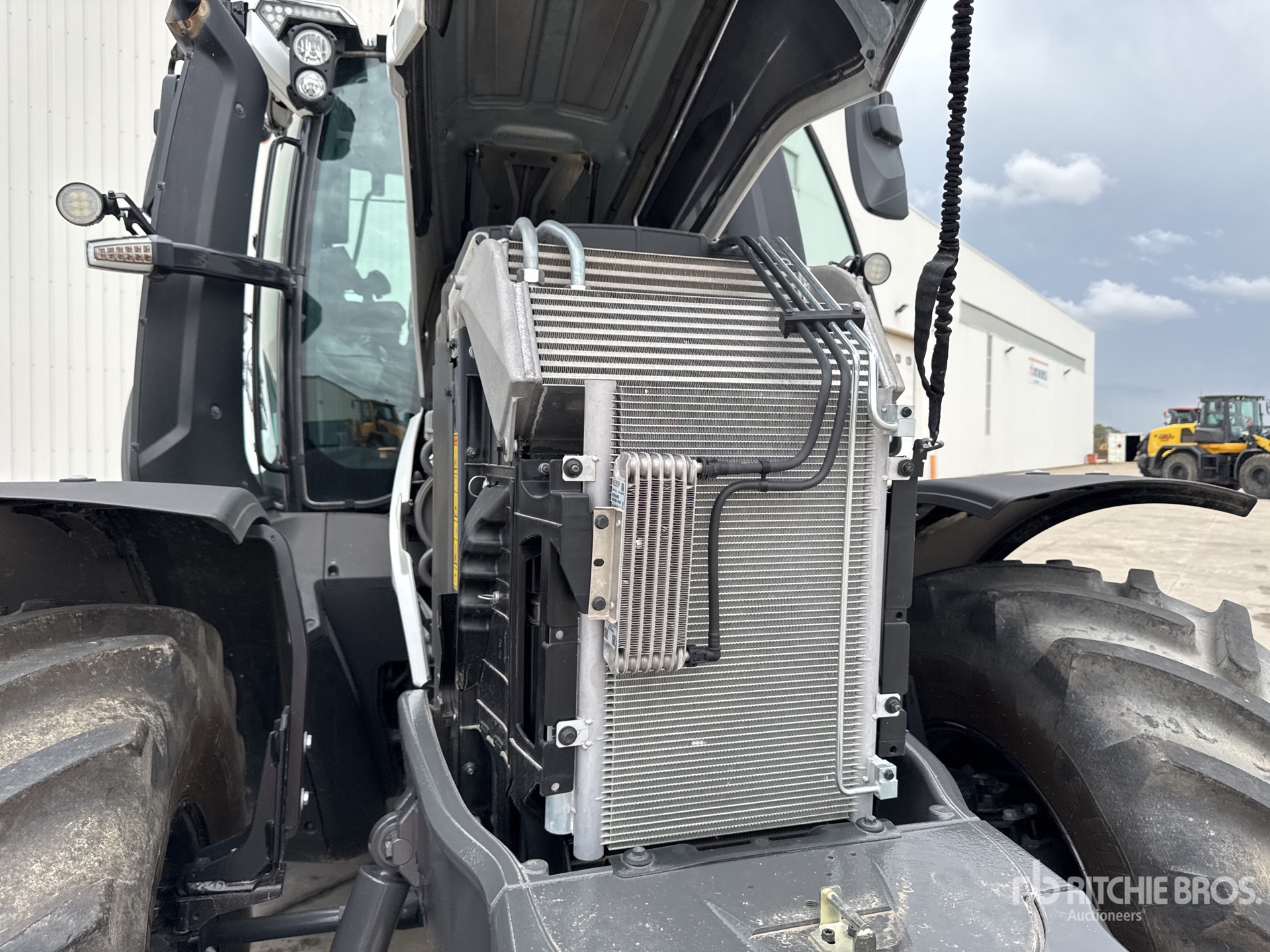 2023 Valtra Q265 CVT