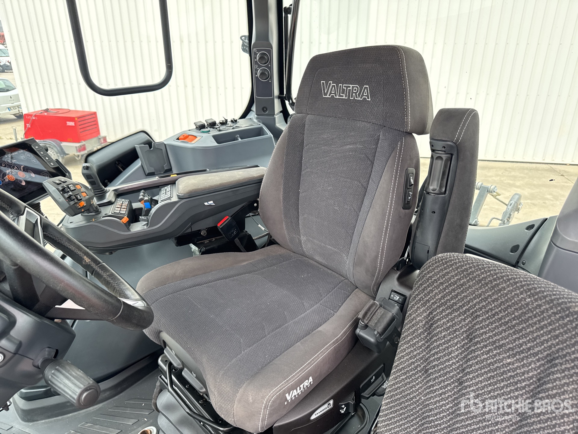 2023 Valtra Q265 CVT