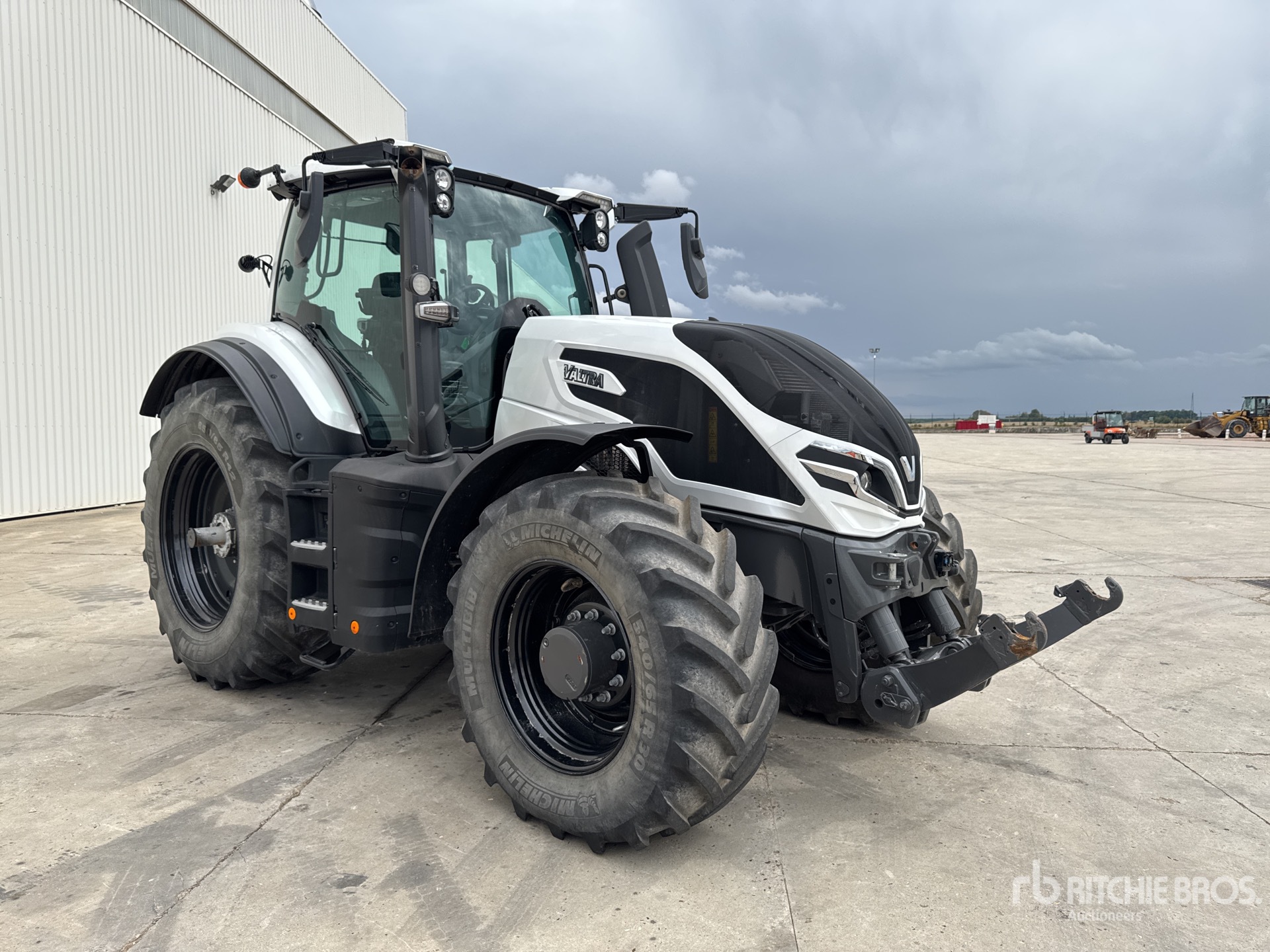 2023 Valtra Q265 CVT