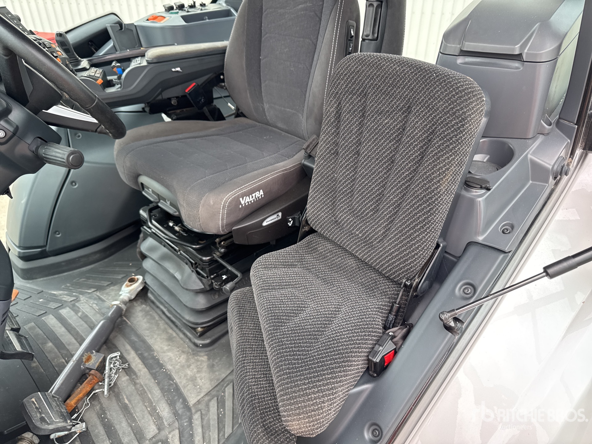 2023 Valtra Q265 CVT