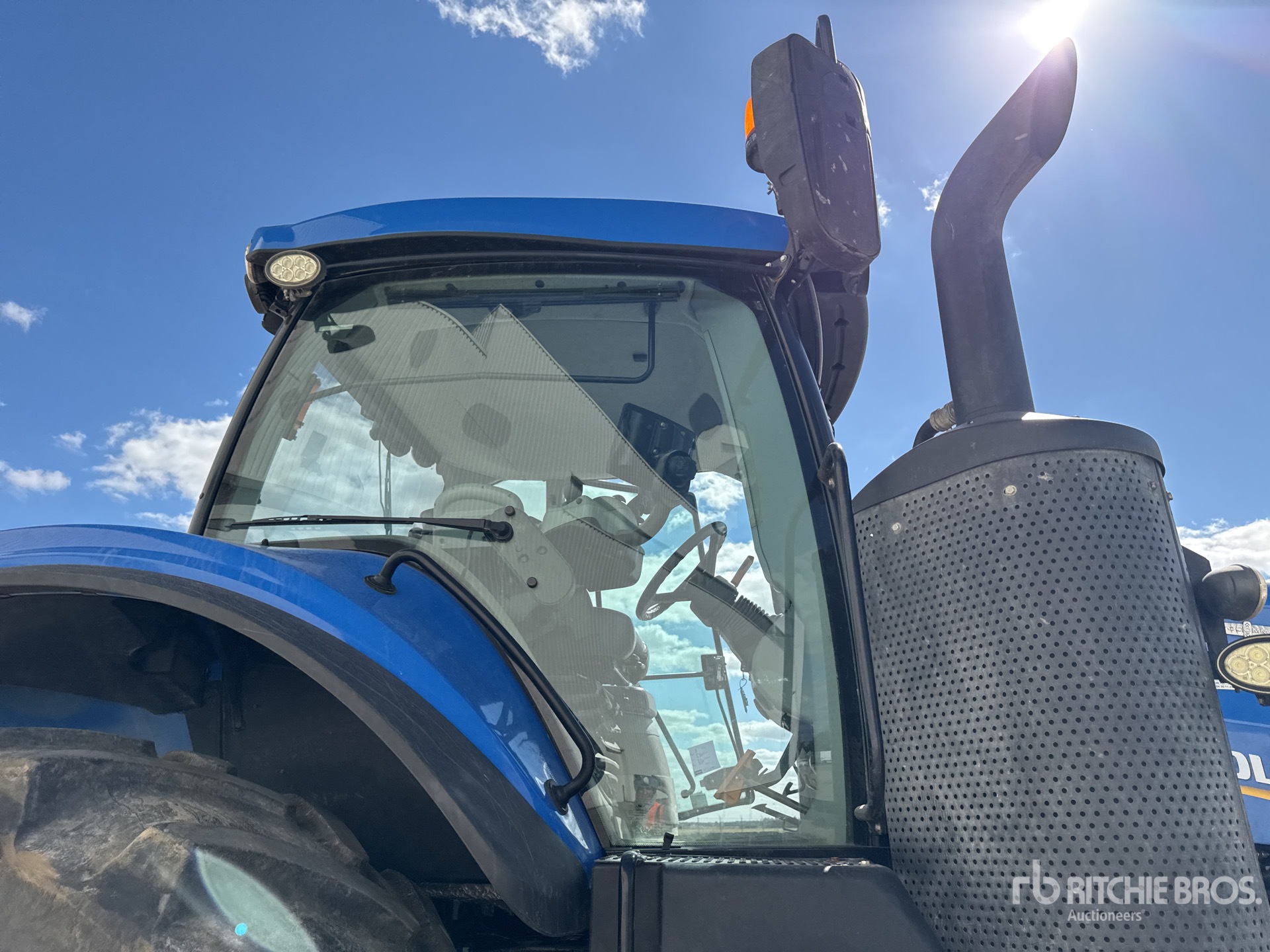 2015 New Holland T8.410 AUTO COM