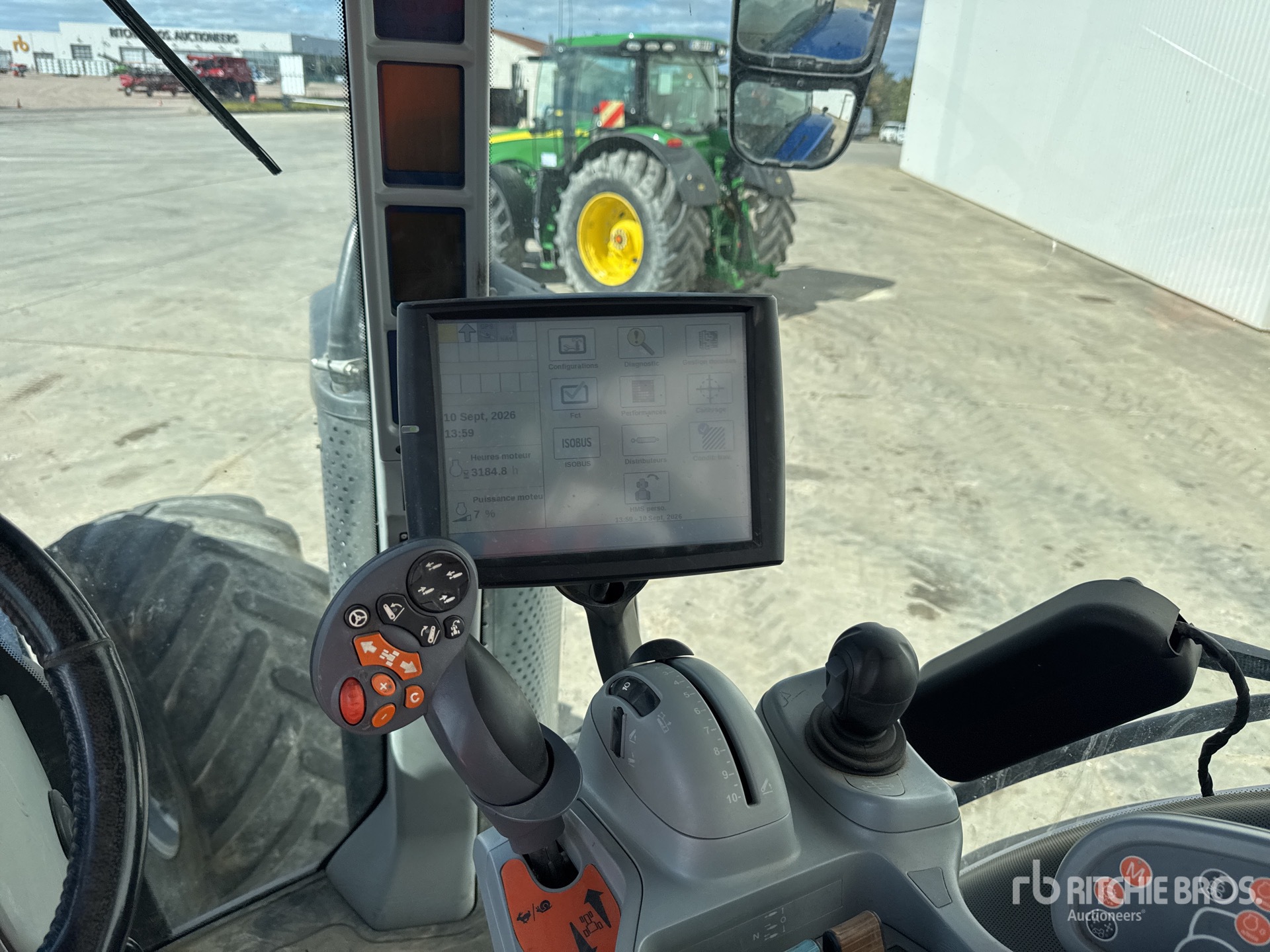 2015 New Holland T8.410 AUTO COM