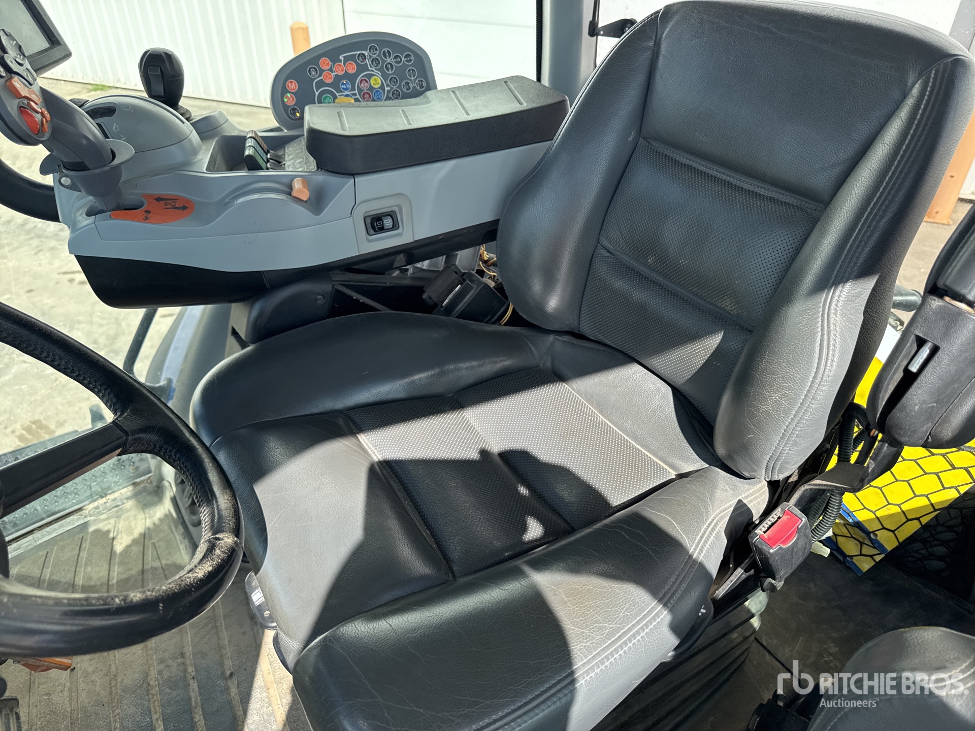 2015 New Holland T8.410 AUTO COM