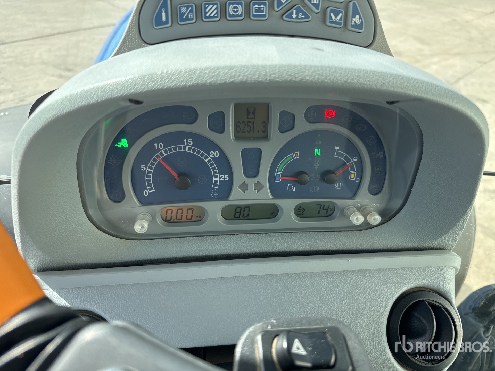 2012 New Holland T7.170