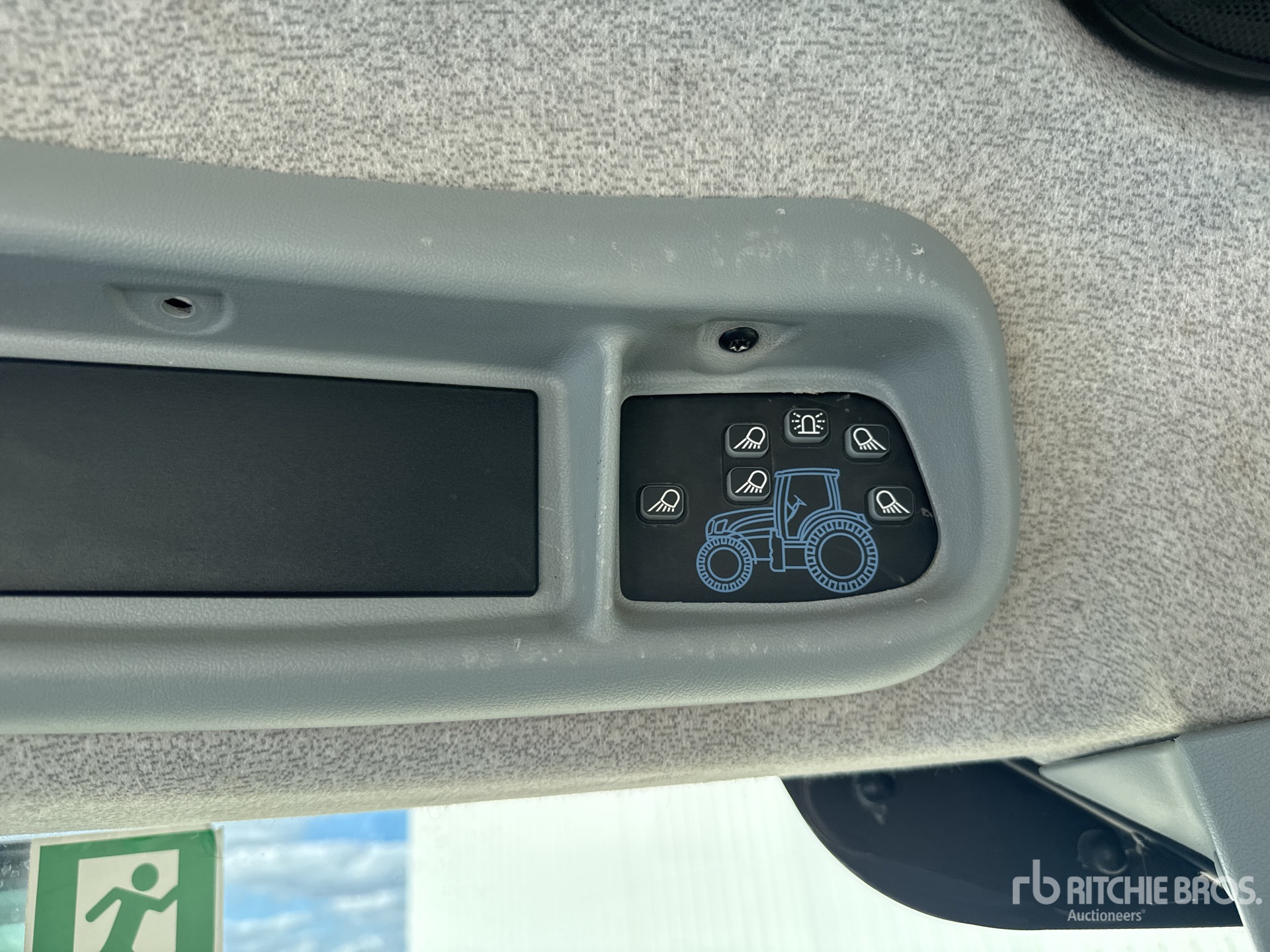 2012 New Holland T7.170