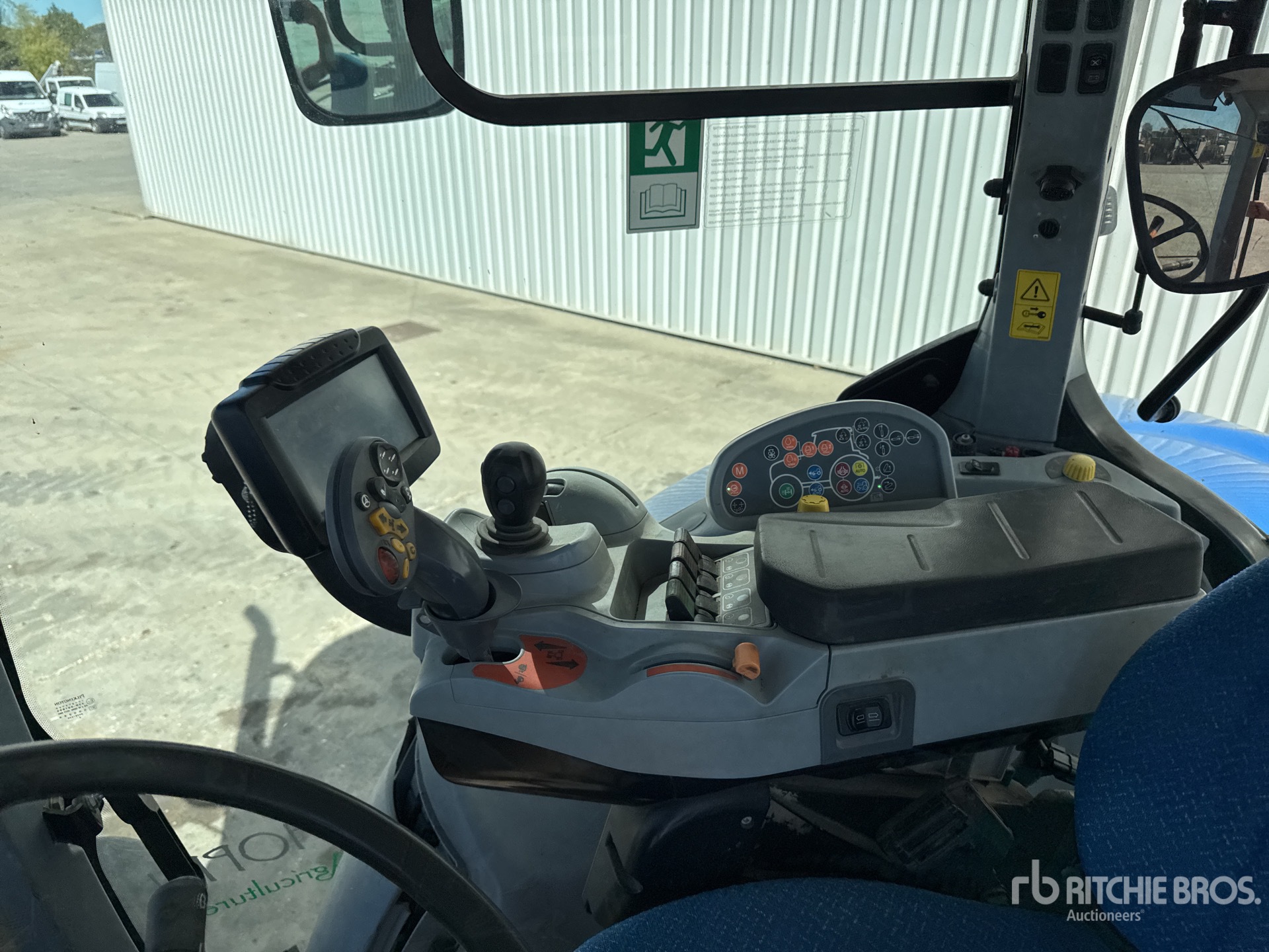 2012 New Holland T7.270