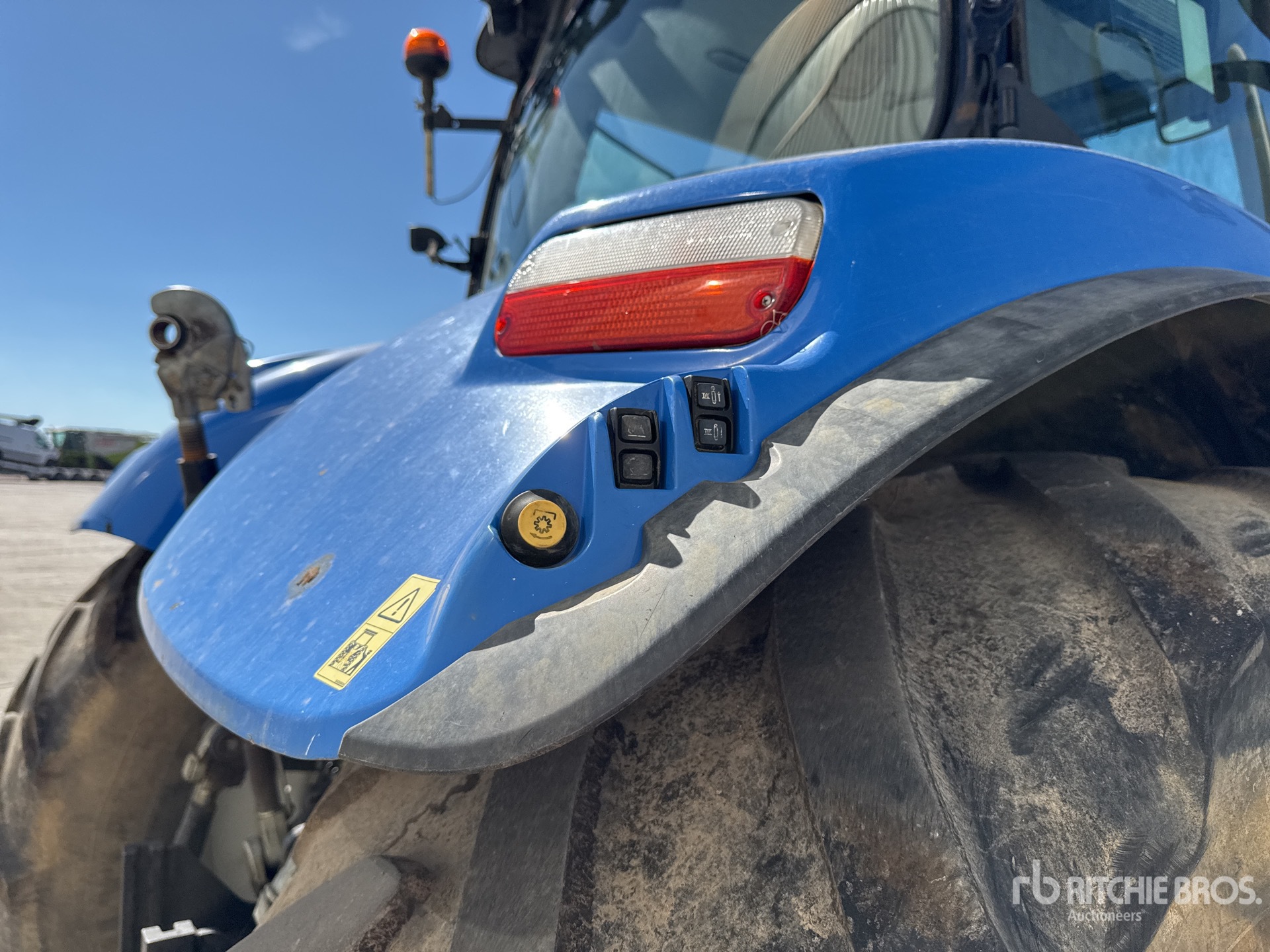 2012 New Holland T7.270