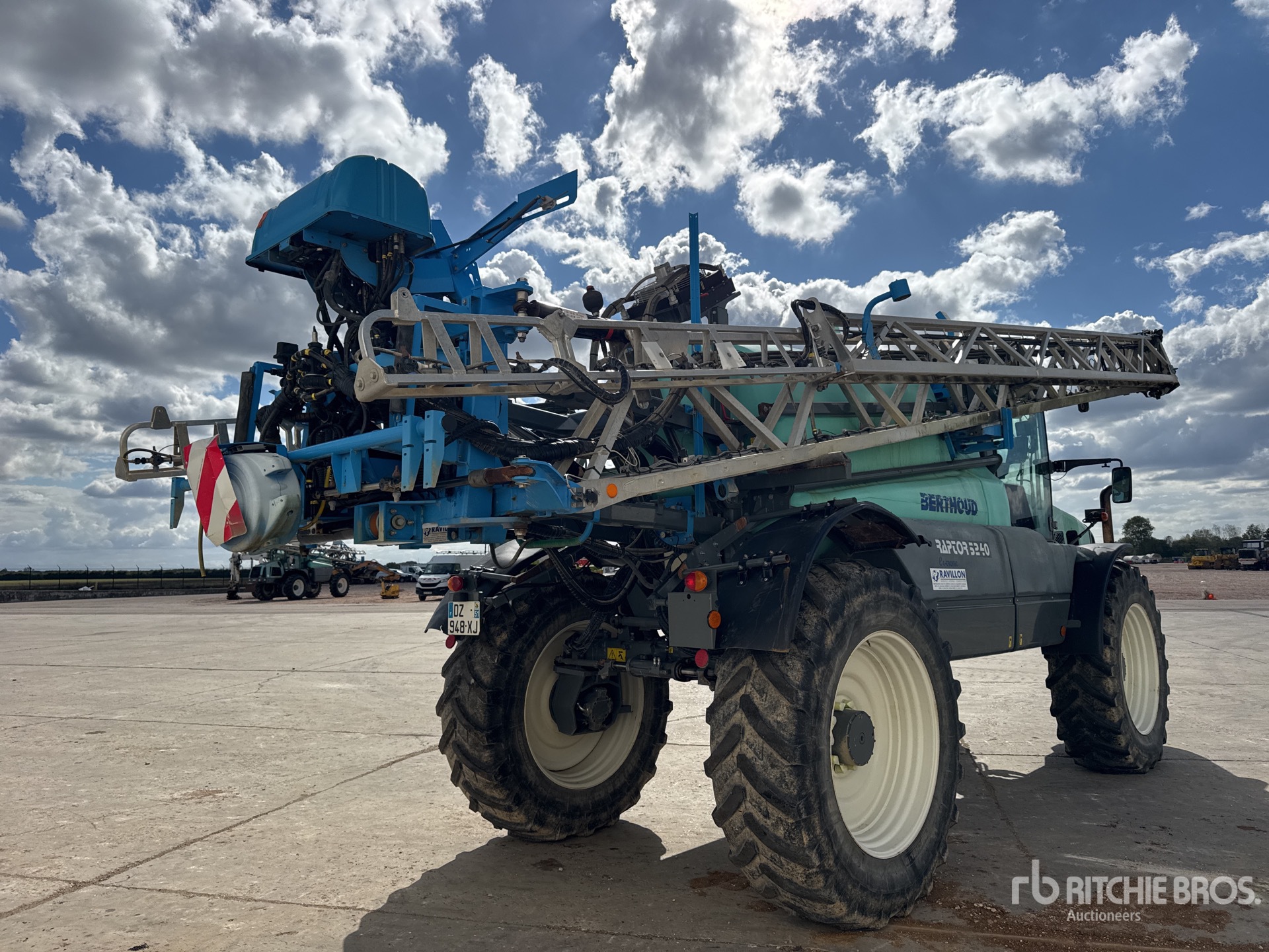 2015 Berthoud RAPTOR 5240