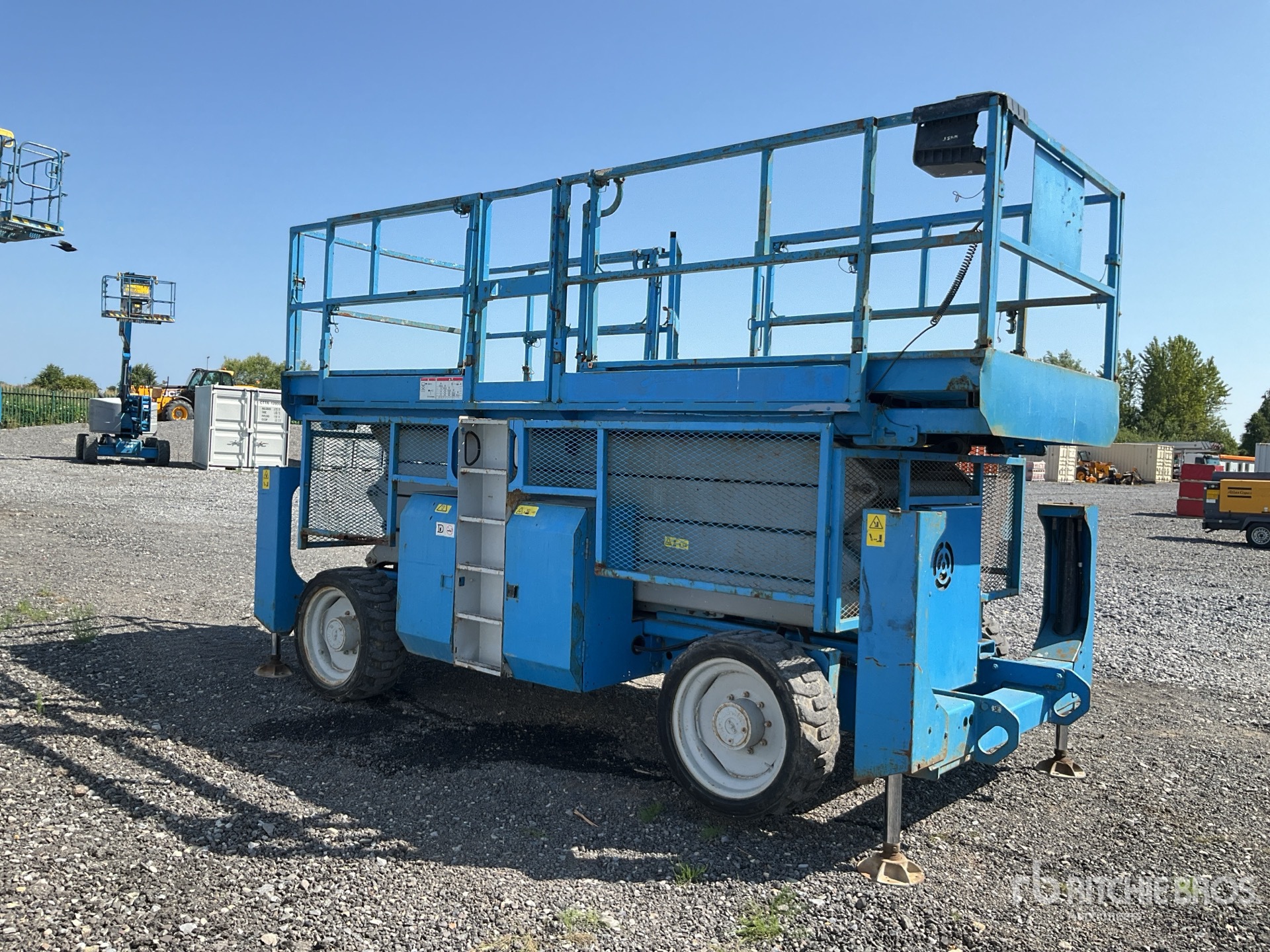 2008 Genie GS4390