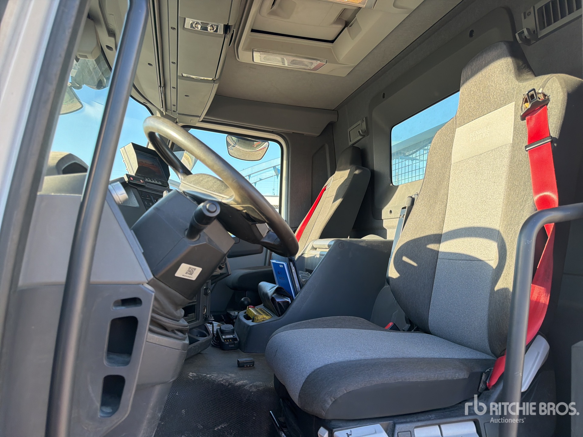 2018 Renault C380
