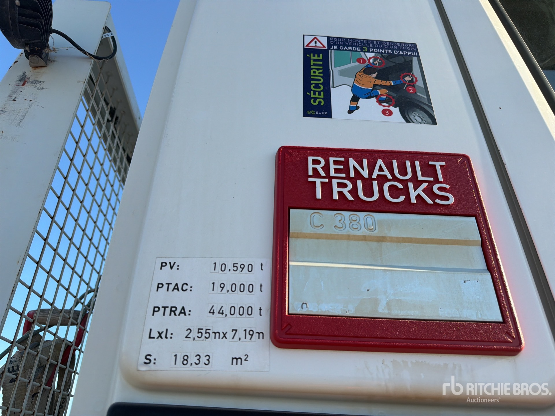 2018 Renault C380