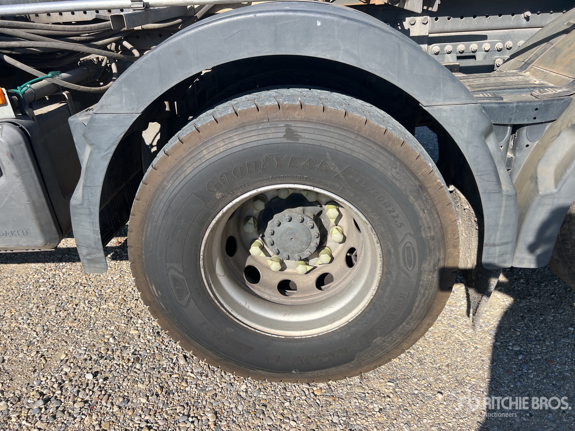 2017 Renault D26.430